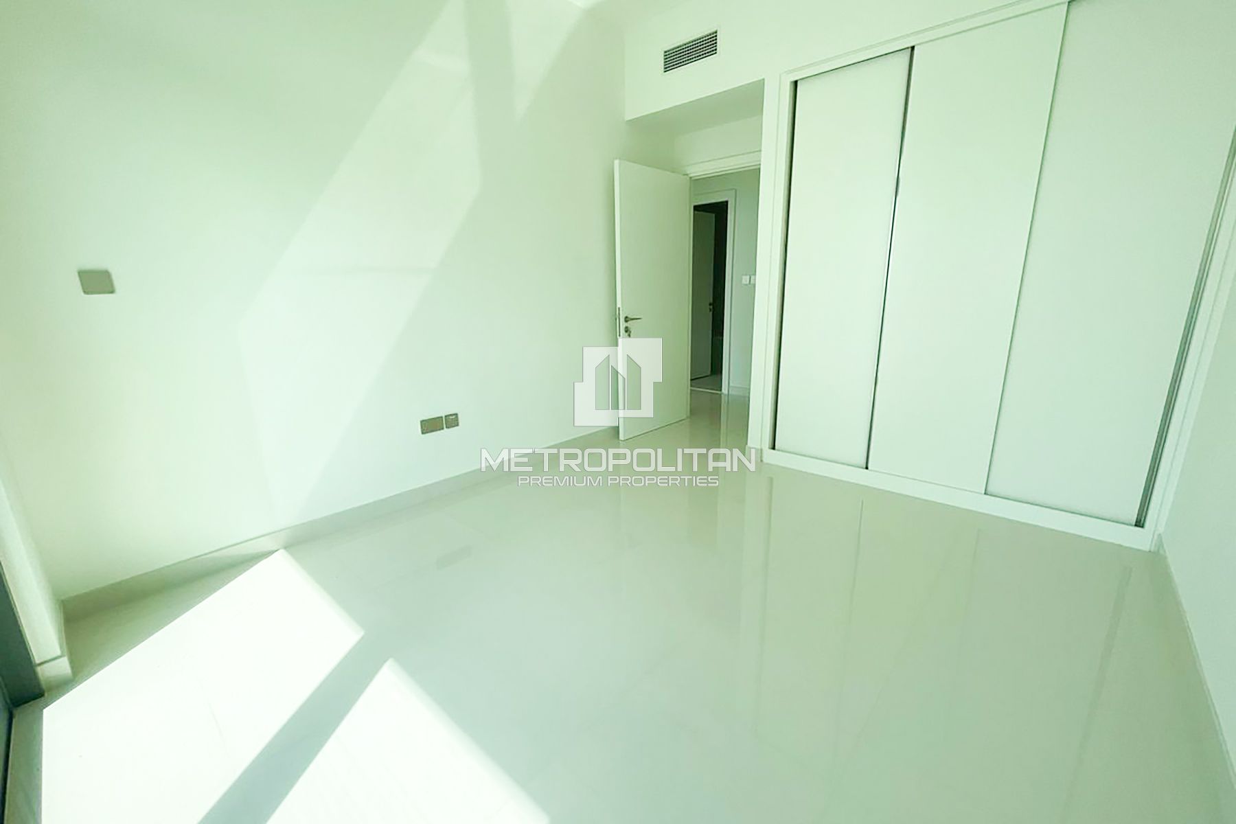 Image - Beach Vista, Dubai Harbour, Dubai | Project - Apartment