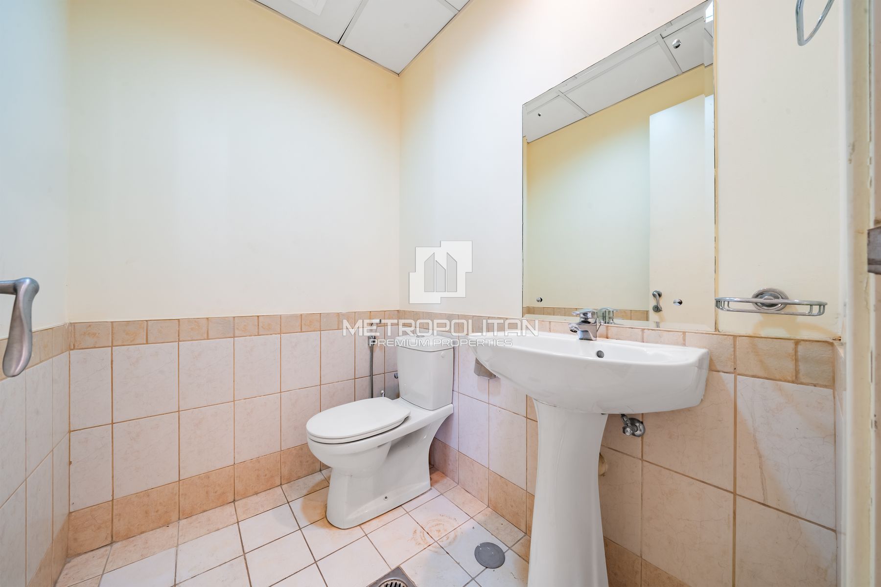 Fully Furnished | Type 4E | Vacant Now | Spacious