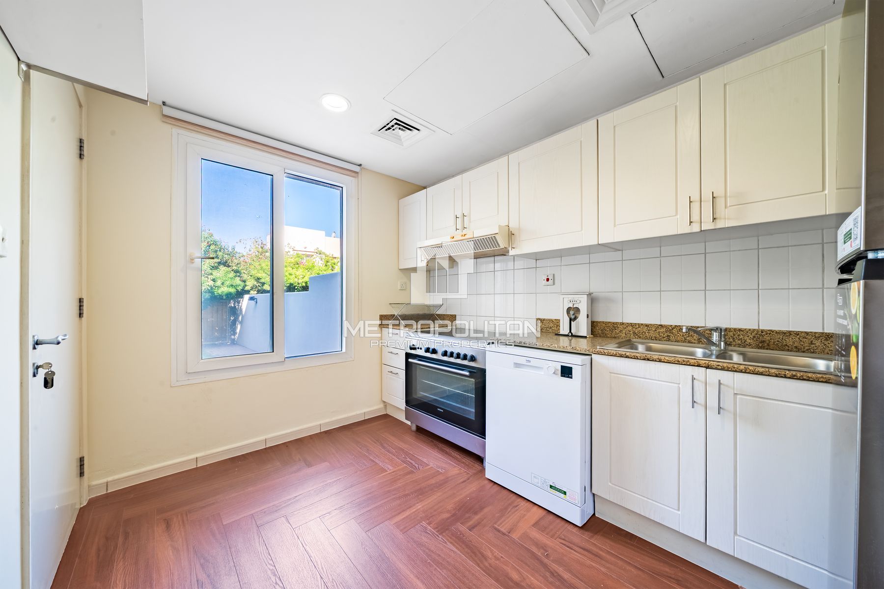Fully Furnished | Type 4E | Vacant Now | Spacious