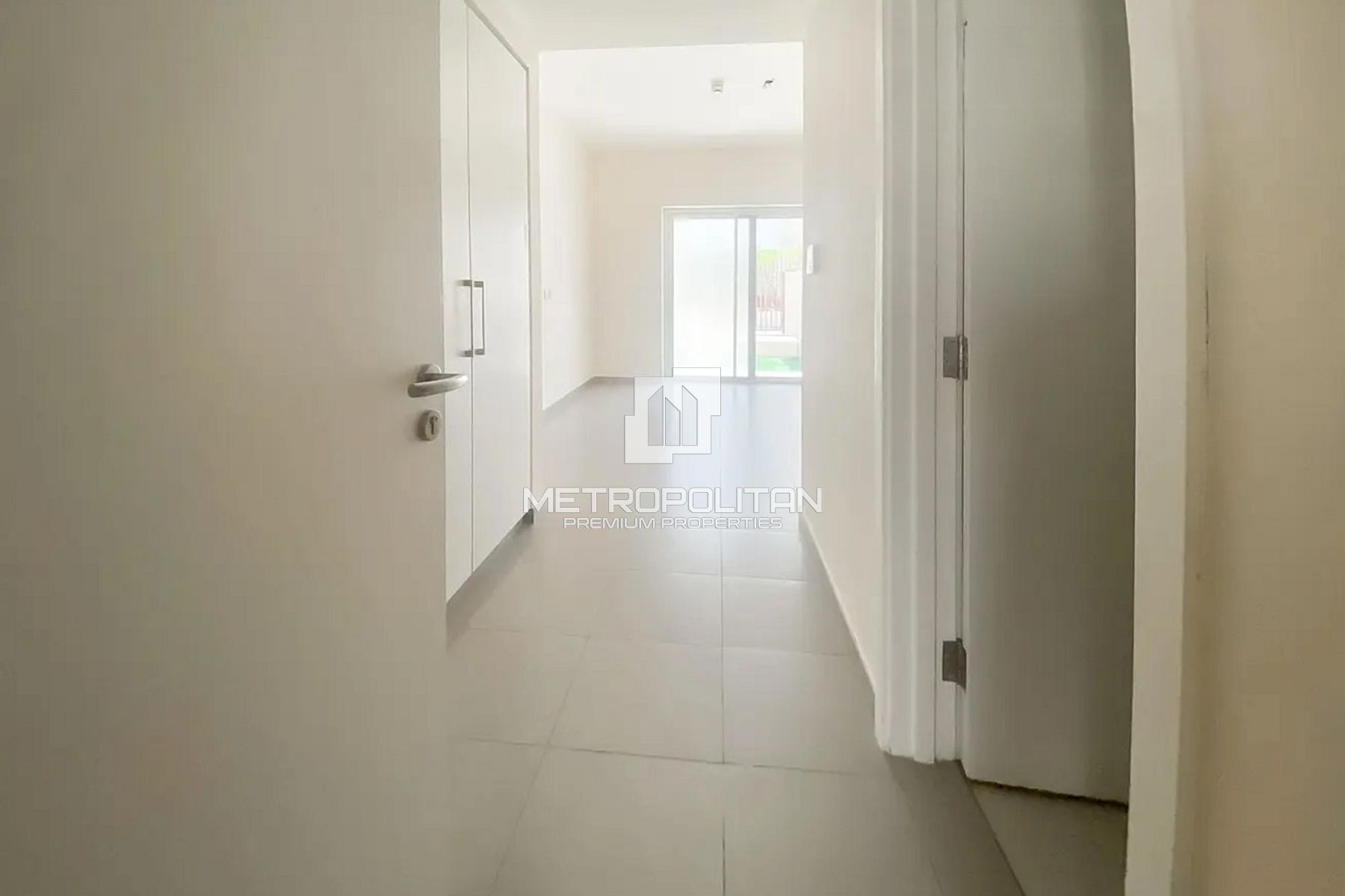 3-комнатная квартира в аренду в Dubai South (Dubai World Central) – MPR-8306 photo-12