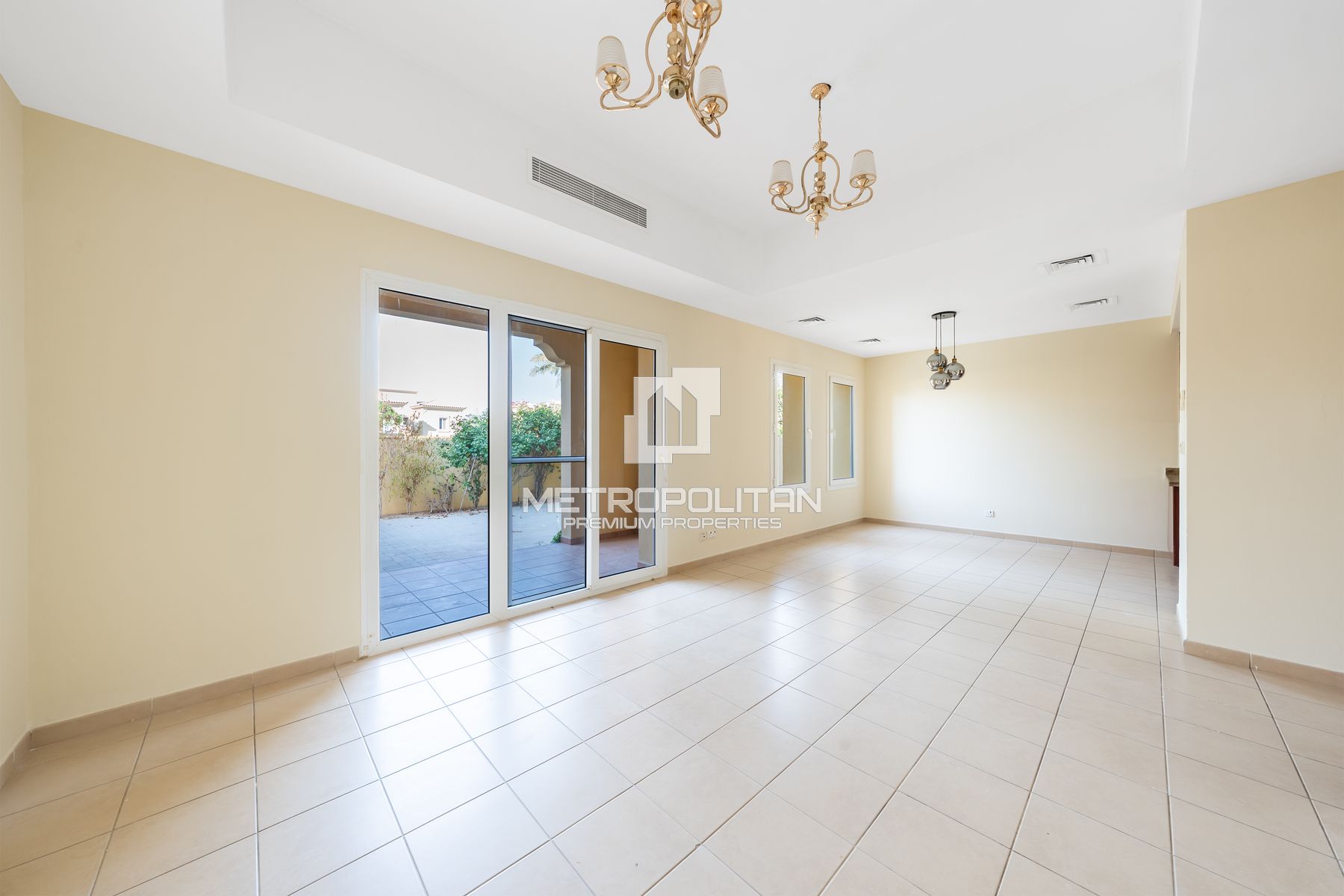 2BR Townhouse zur Miete in Arabian Ranches – MPR-8317 photo-2