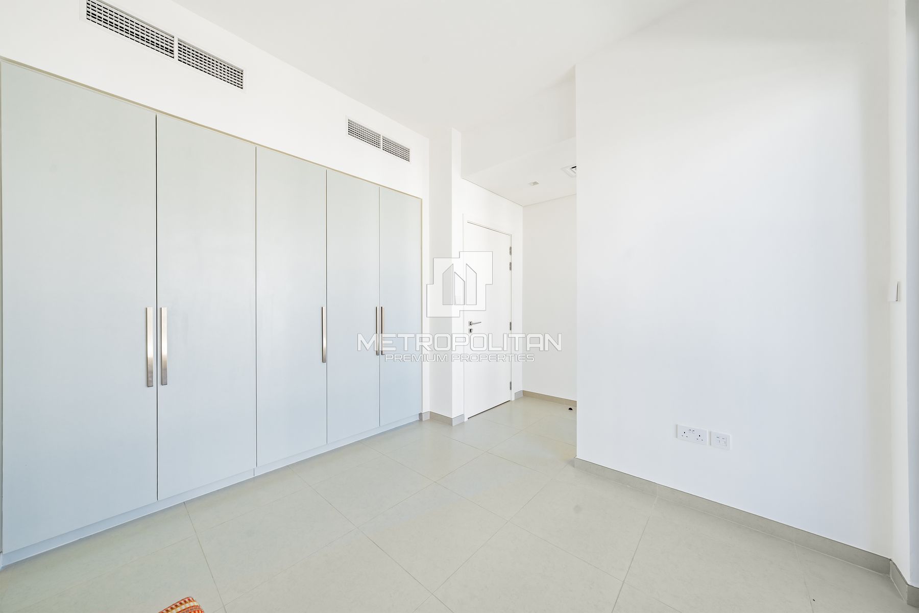 3-комнатная вилла в аренду в Dubai South (Dubai World Central) – MPR-8327 photo-14