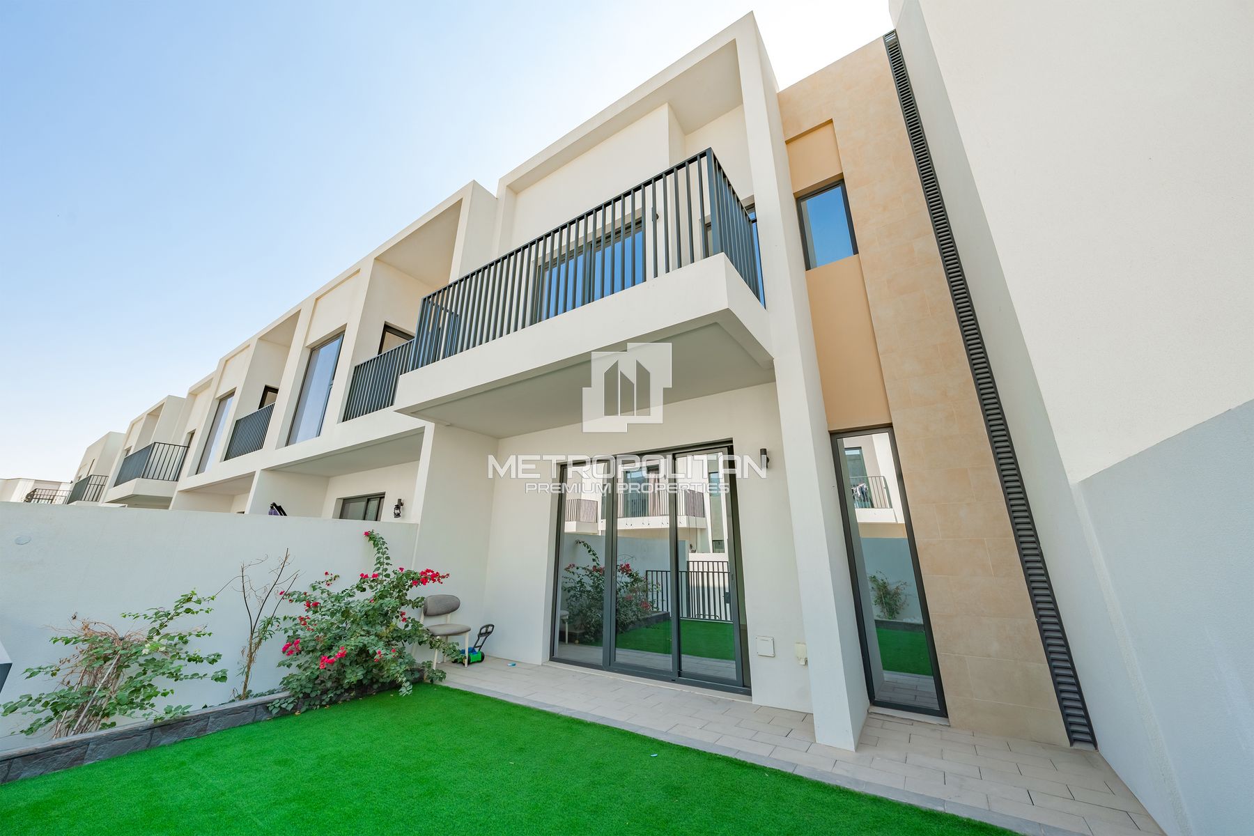 3-комнатная вилла в аренду в Dubai South (Dubai World Central) – MPR-8327 photo-1