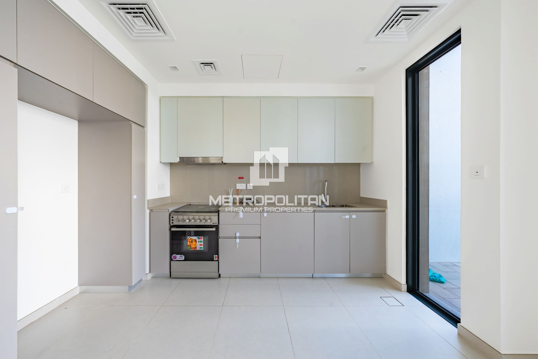 3-комнатная вилла в аренду в Dubai South (Dubai World Central) – MPR-8327 photo-5