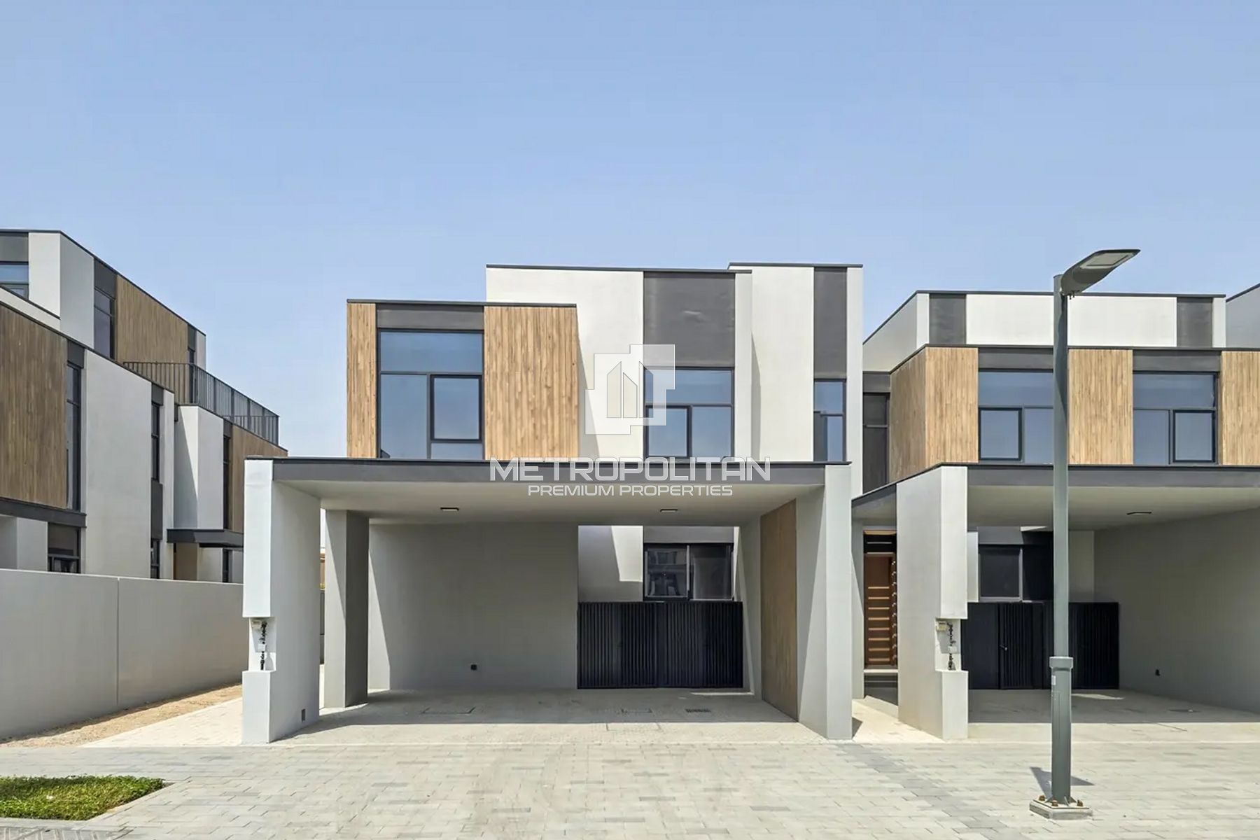 4-комнатный таунхаус в аренду в Mudon – MPR-8329