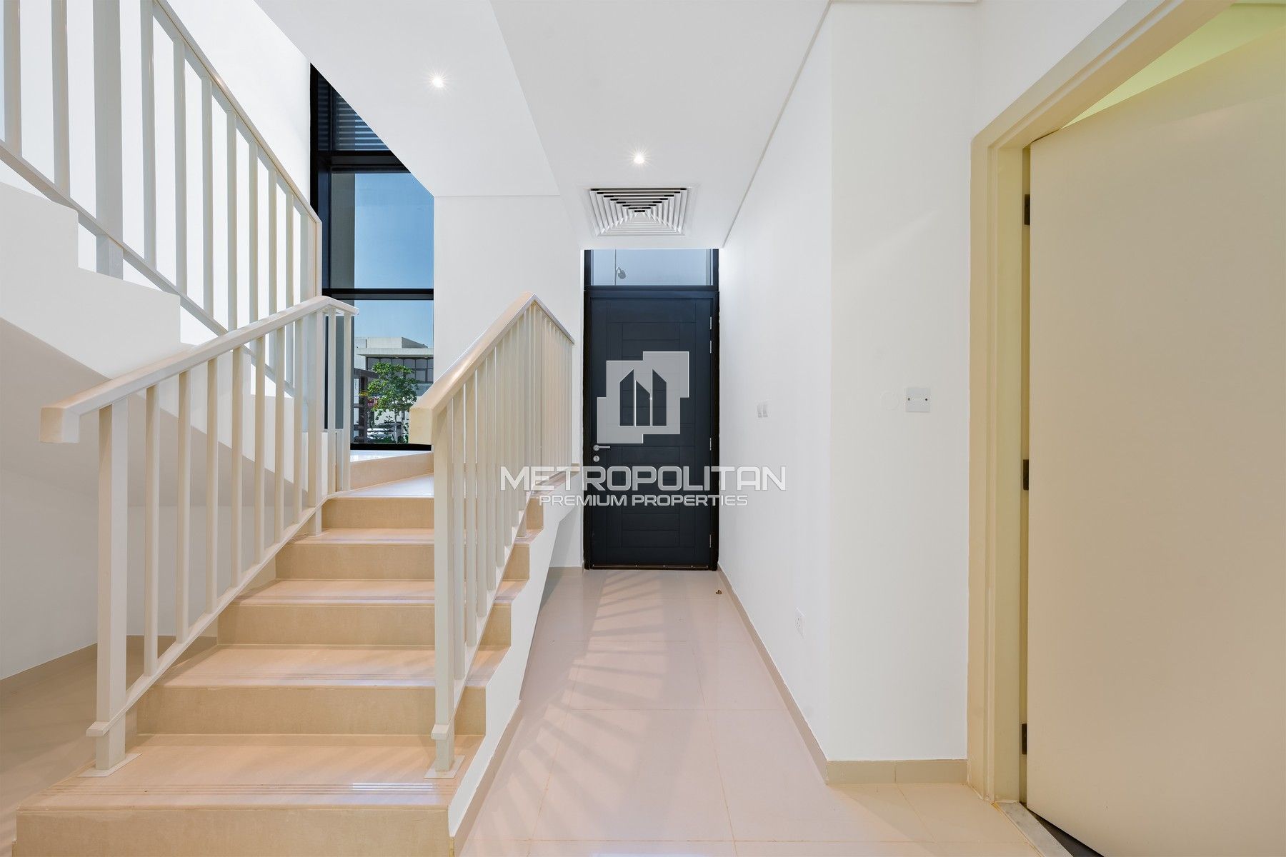 3-комнатная вилла в аренду в DAMAC Hills – MPR-8343 photo-8