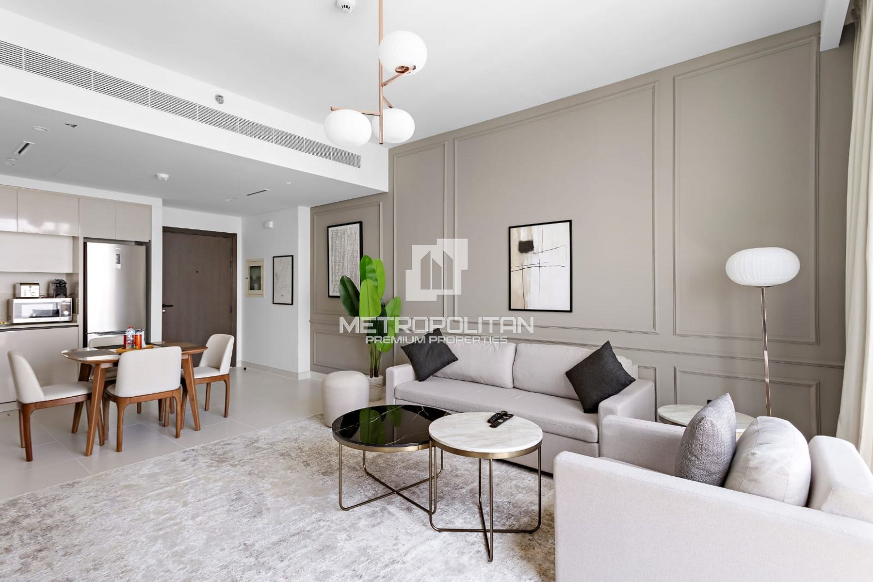 Stylish 1BR with Breathtaking Sea & Palm Views