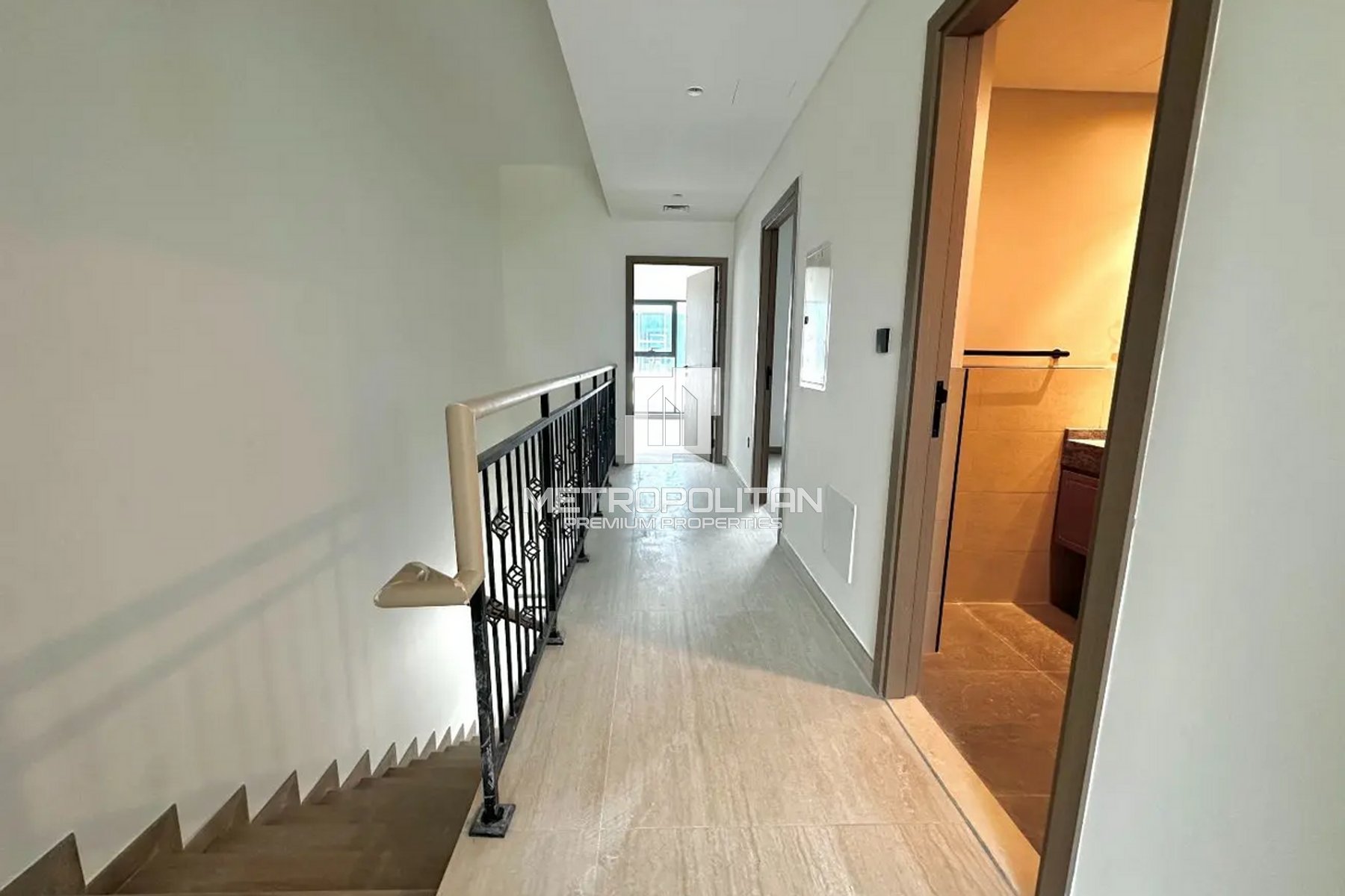 4-комнатная вилла в аренду в Damac Lagoons – MPR-8393 photo-3