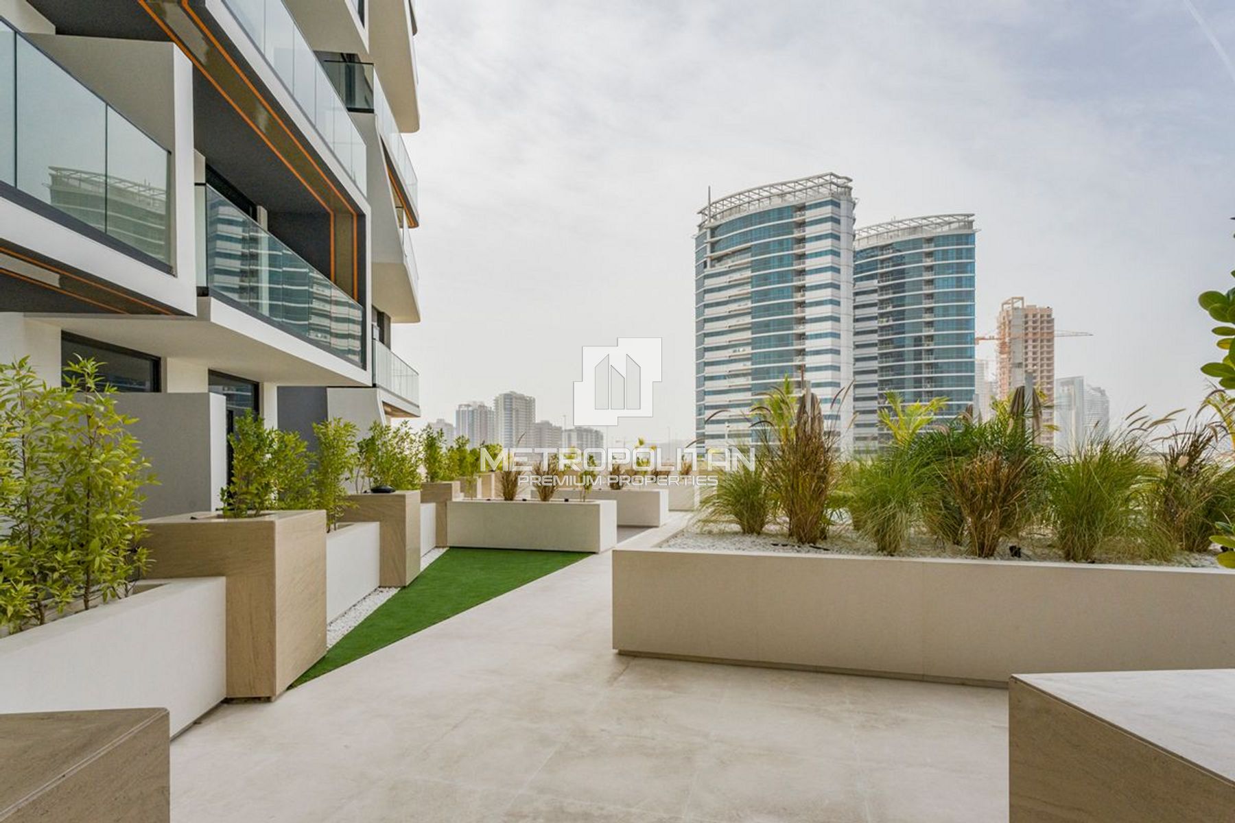 Image - Binghatti LUNA, Jumeirah Village Circle, Dubai | Project - Appartement