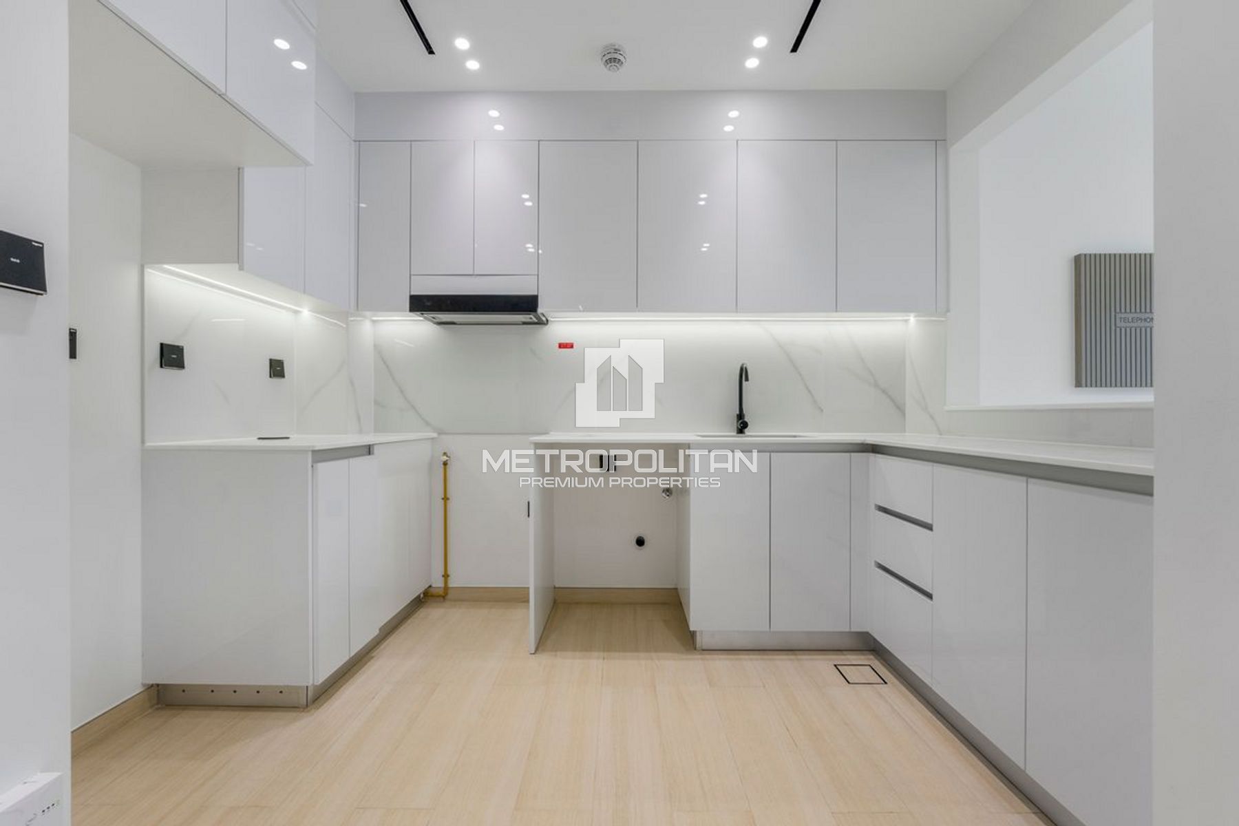 Image - Binghatti LUNA, Jumeirah Village Circle, Dubai | Project - Appartement