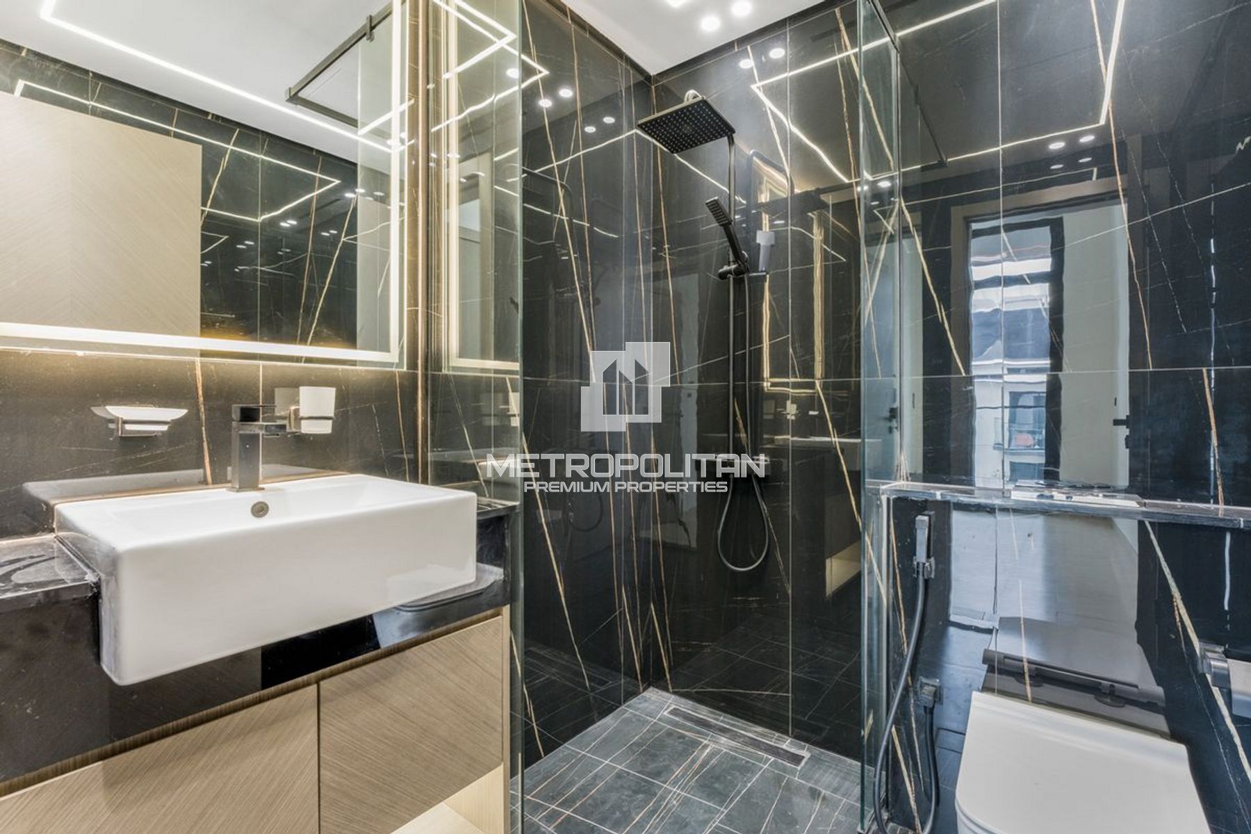 Image - Binghatti LUNA, Jumeirah Village Circle, Dubai | Project - Appartement