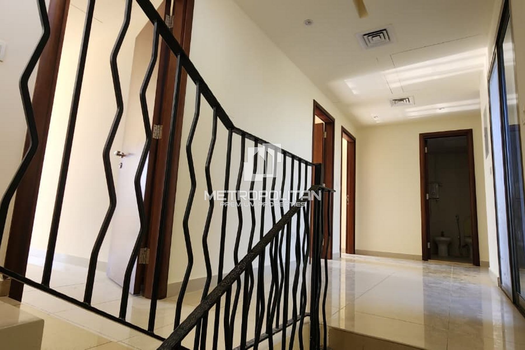 4-комнатная вилла для аренды в Al Hamra Village – MPR-8409 photo-2