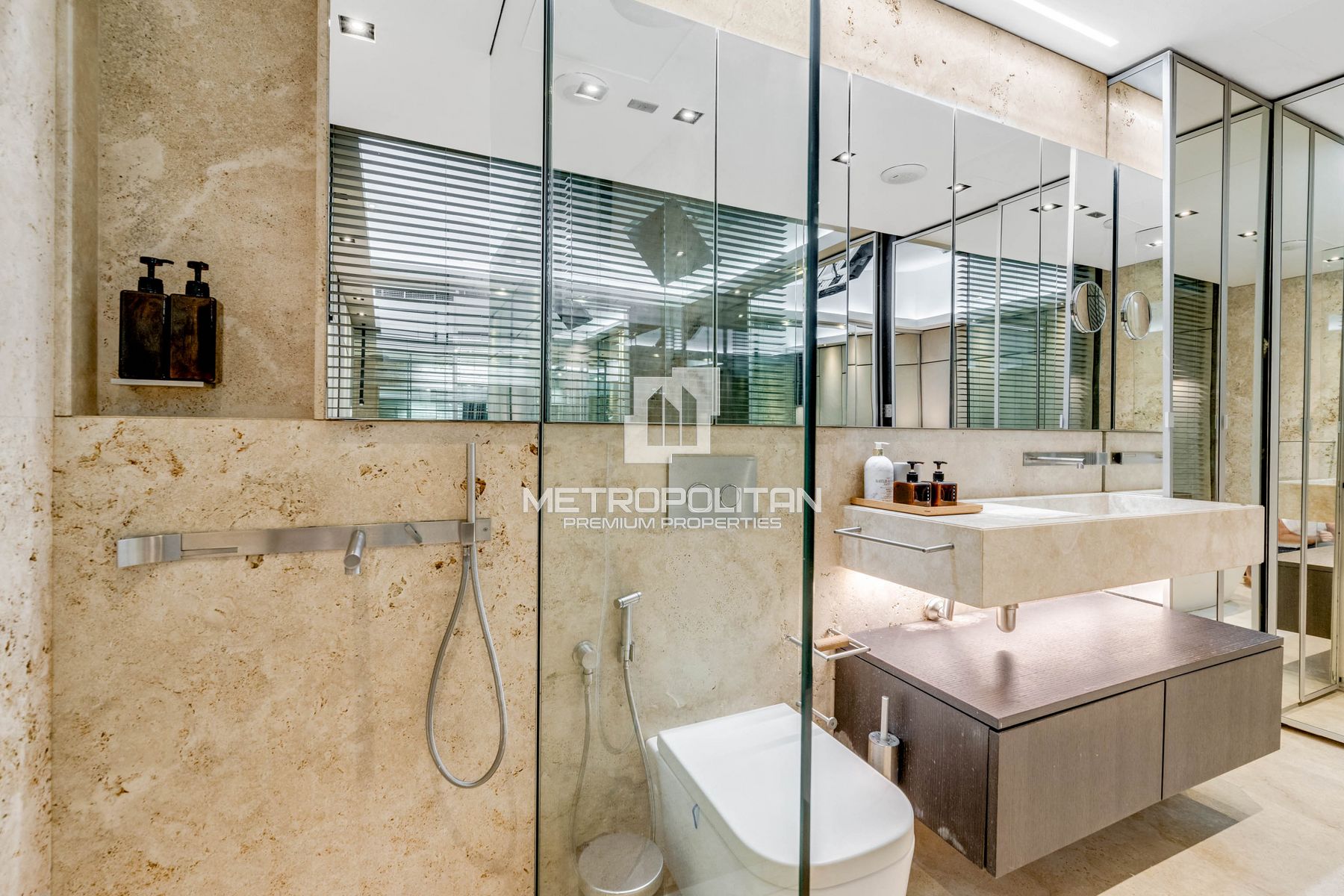 Image - The Lofts West, Downtown Dubai, Dubai | Project - Appartement