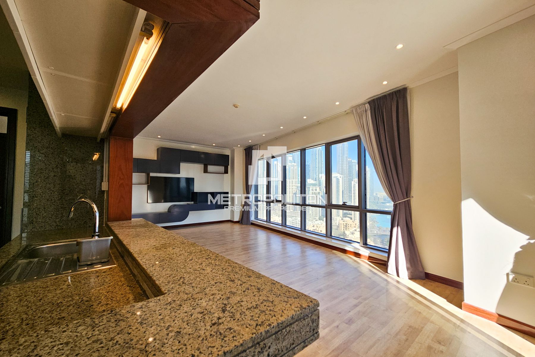 Image - South Ridge 1, Downtown Dubai, Dubai | Project - Appartement