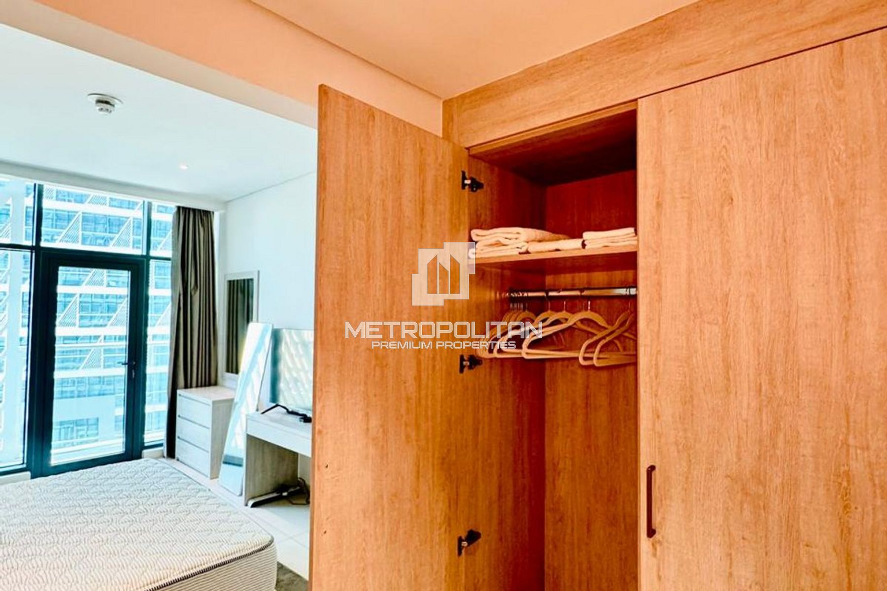 Premium Location | Bright | Furnished photo-20