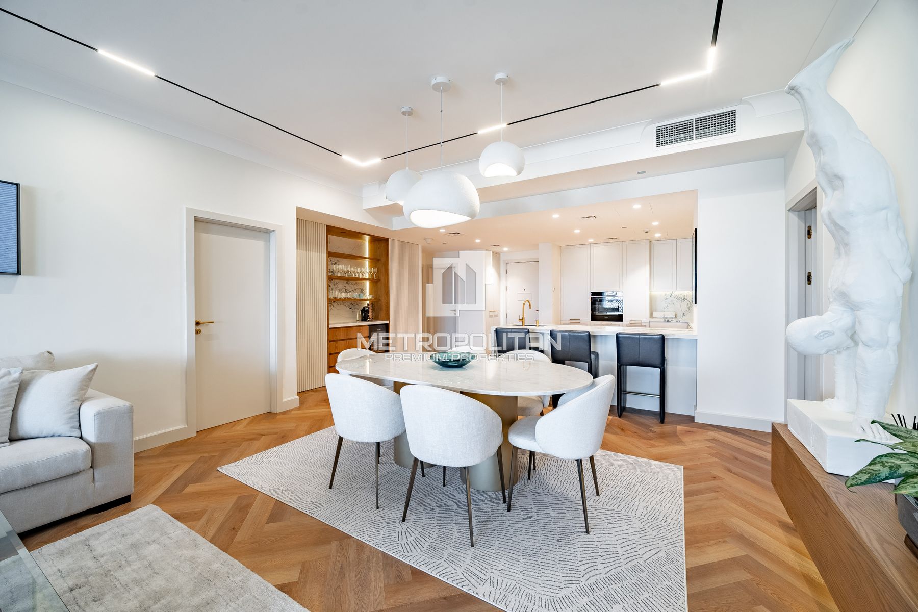 Fully Renovated | Furnished | Spacious | Vacant photo-16