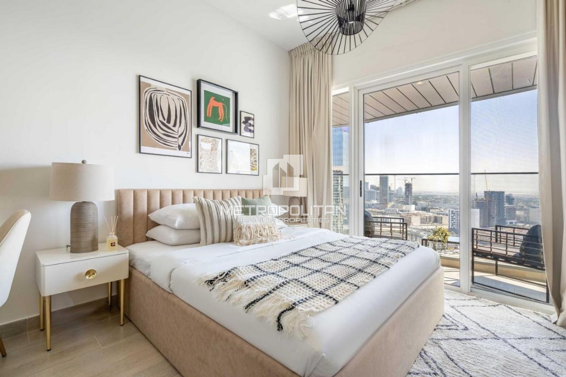 Fully Furnished | Prime Location | Vacant photo-7