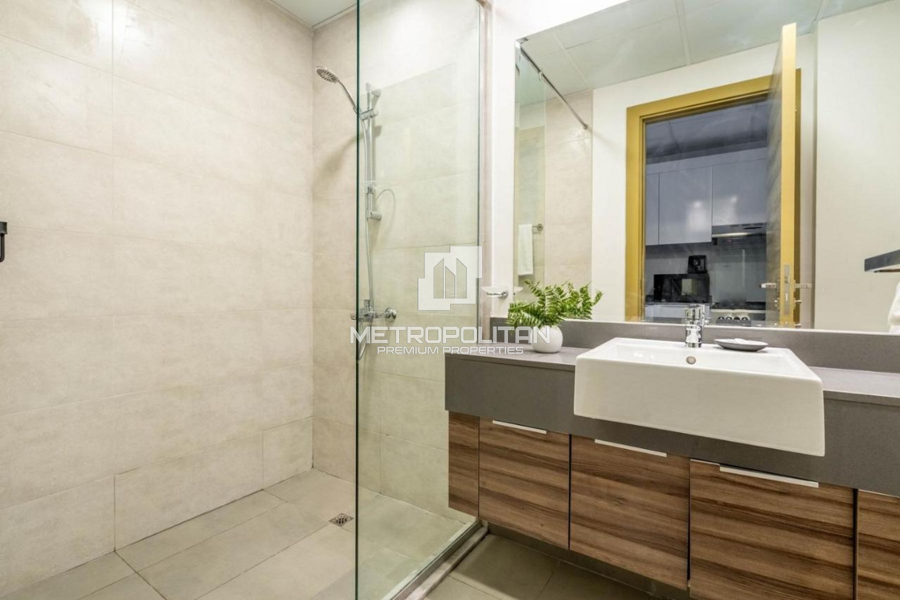 Fully Furnished | Prime Location | Vacant photo-22