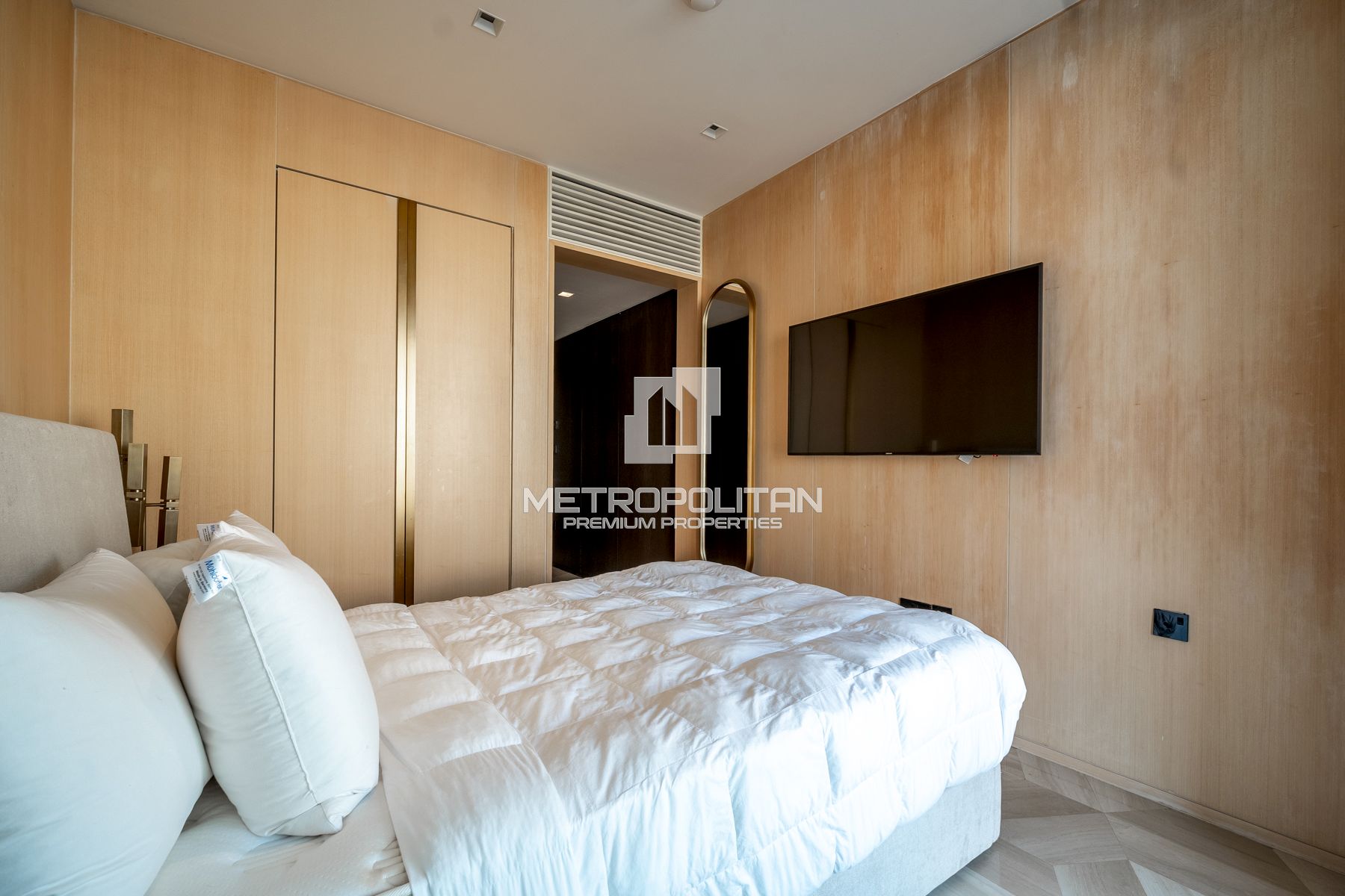 Снять квартиру в Five Palm Jumeirah, Palm Jumeirah - MPR-8484