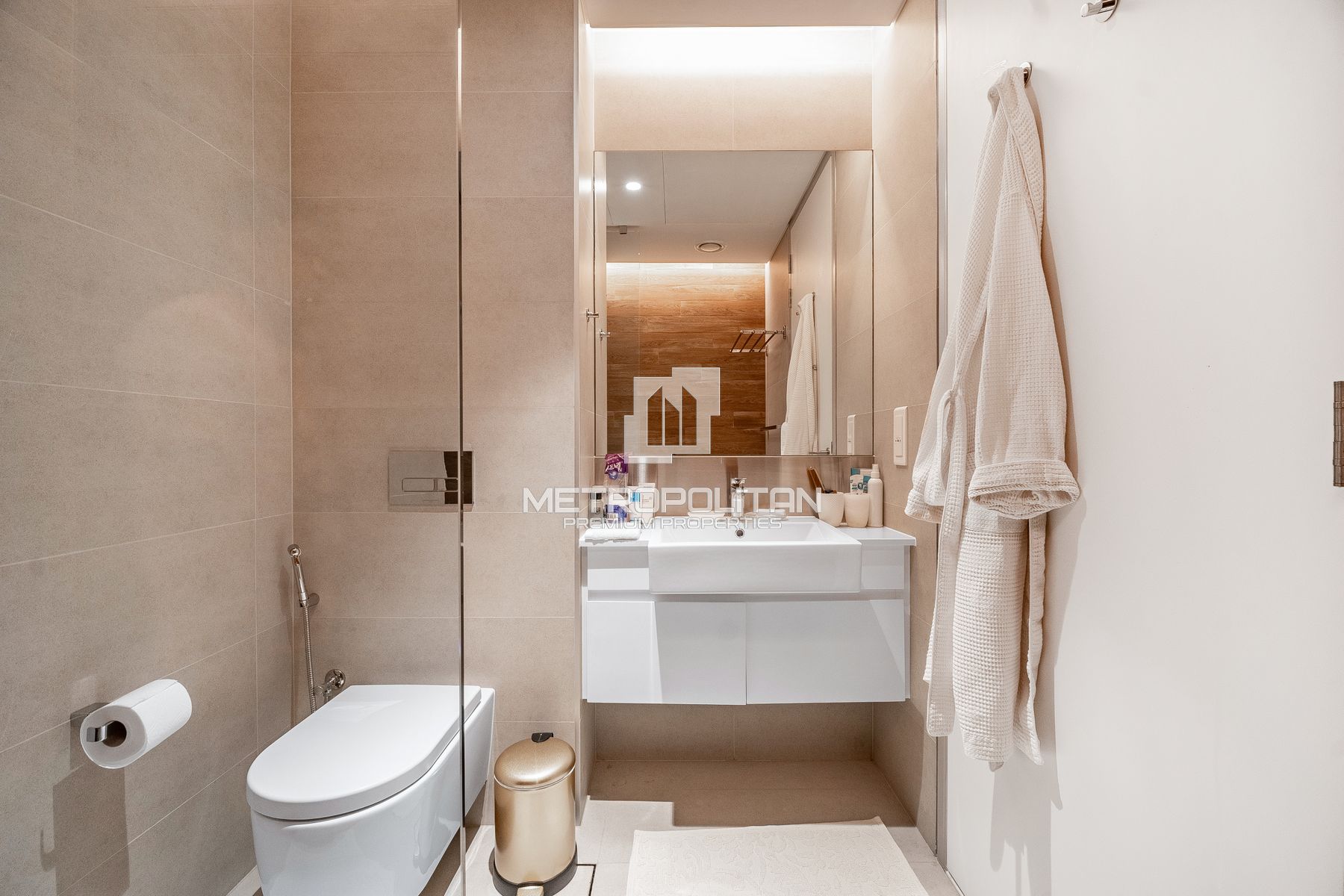 Upgraded | Furnished | Garden View | Island Living photo-17