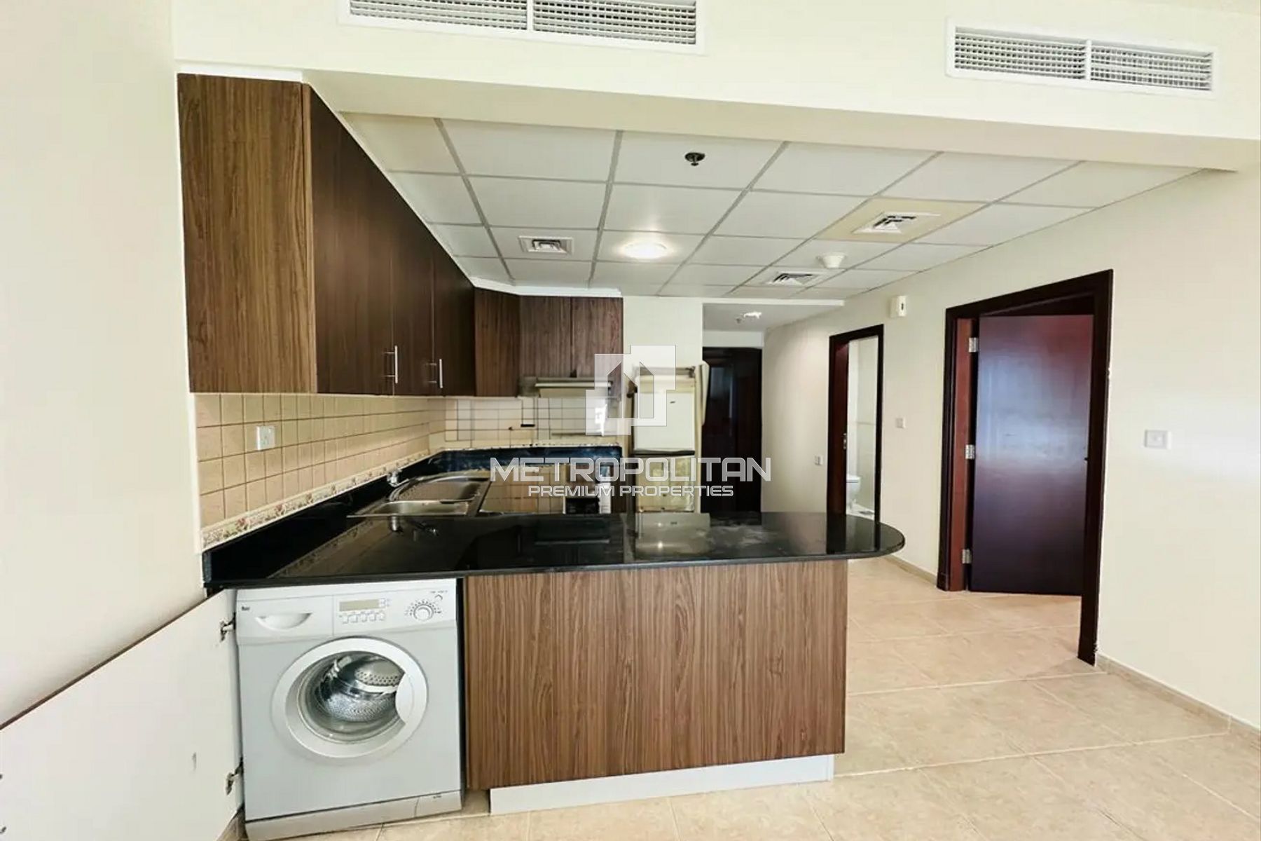 Spacious | Unfurnished | Close to Metro