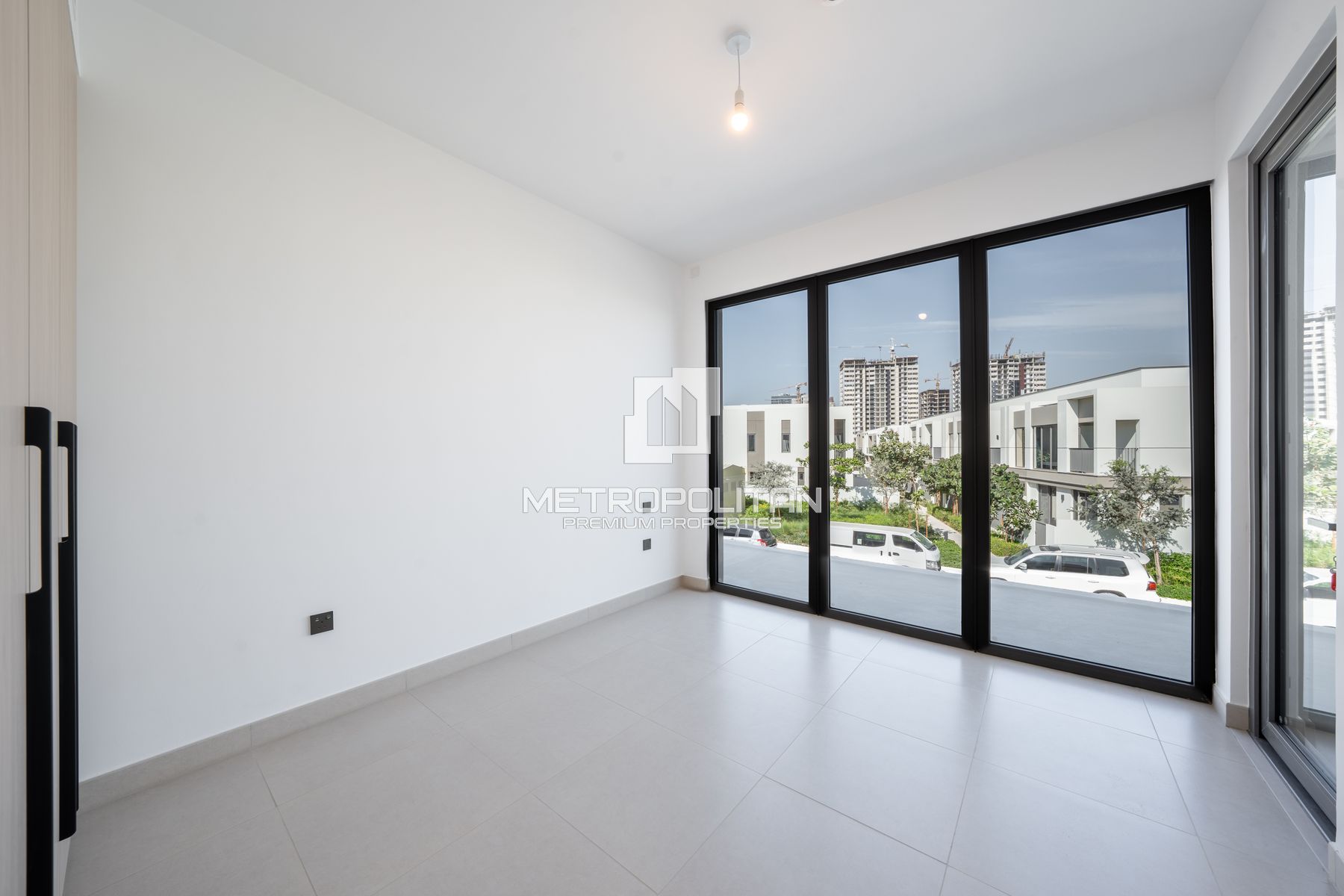 Three-Level Twin Villa| Closed Kitchen | Ready Now photo-14