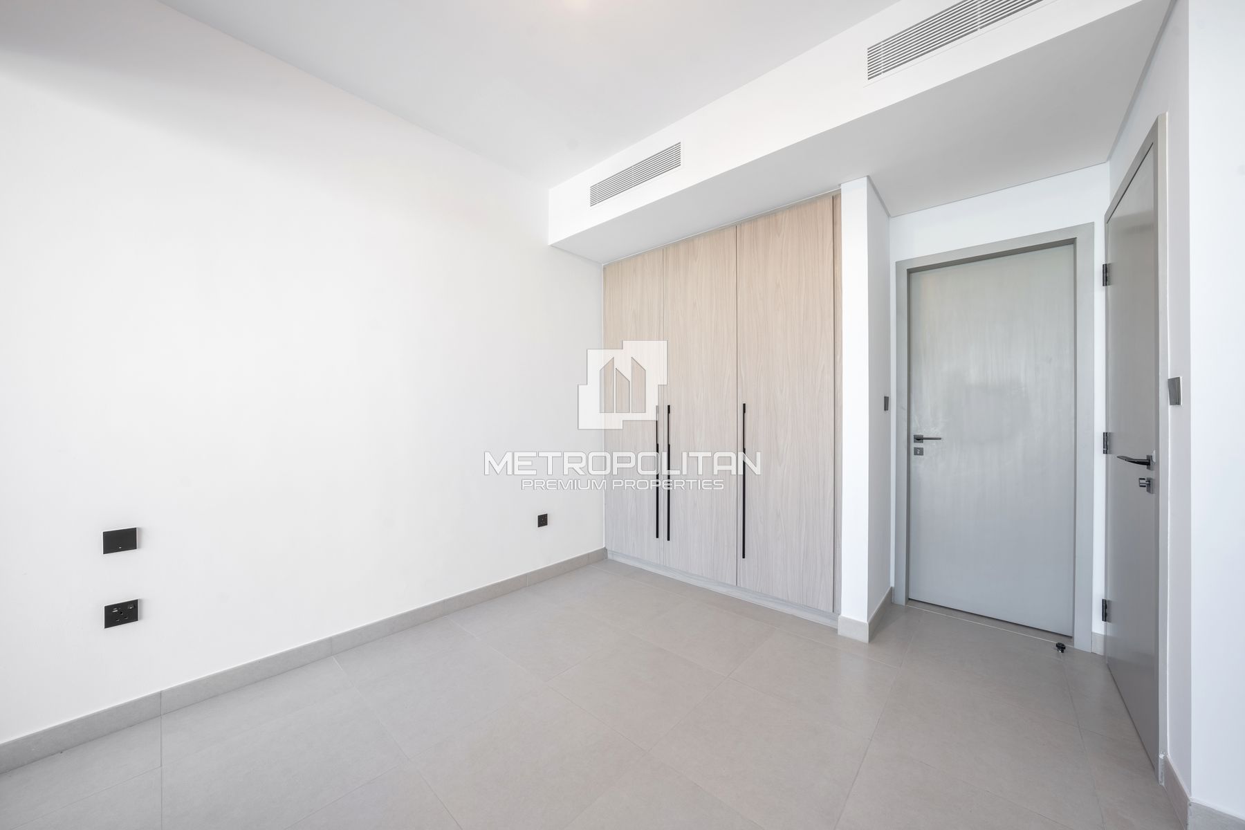 Three-Level Twin Villa| Closed Kitchen | Ready Now photo-15