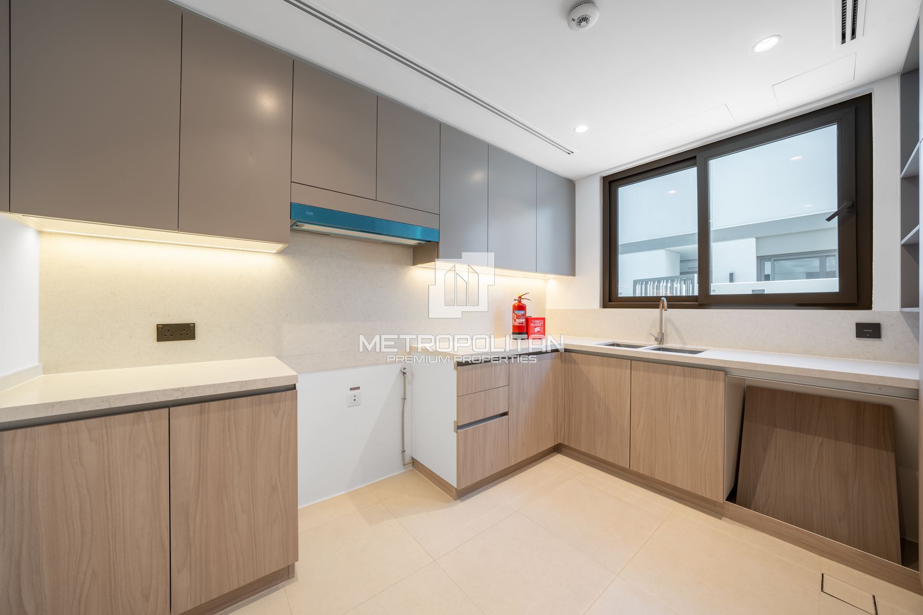 Three-Level Twin Villa| Closed Kitchen | Ready Now photo-23