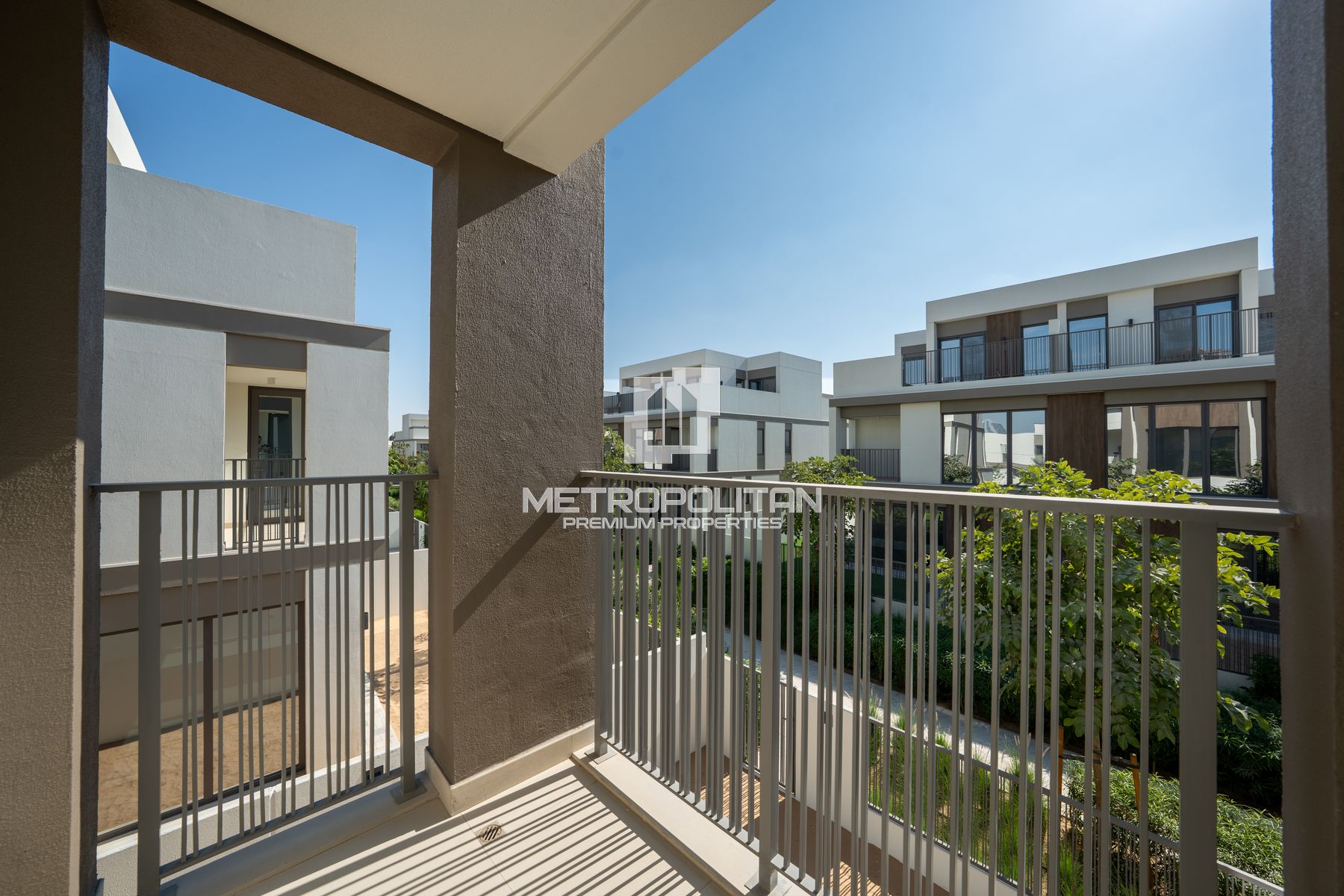 Three-Level Twin Villa| Closed Kitchen | Ready Now photo-2