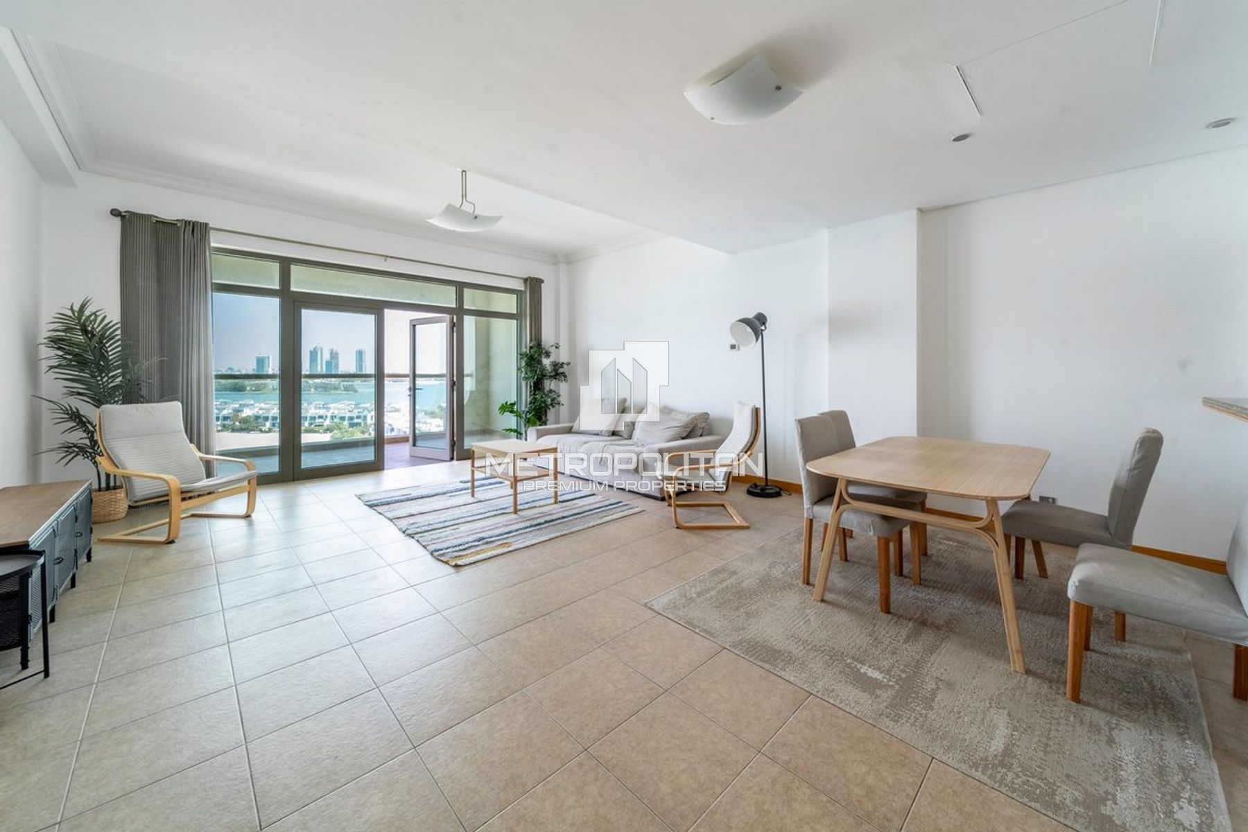 Image - Al Nabat, Palm Jumeirah, Dubai | Project - شقة