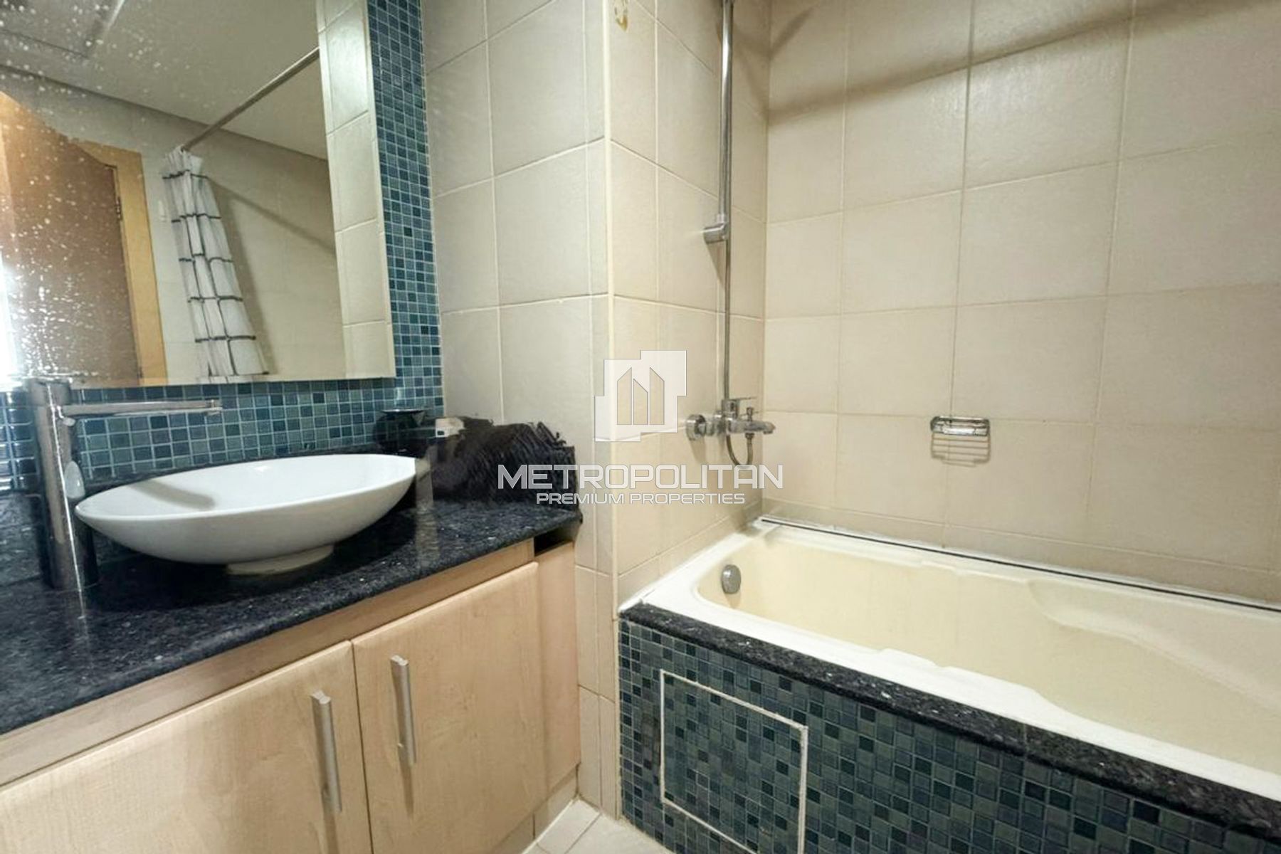 Image - Al Nabat, Palm Jumeirah, Dubai | Project - شقة