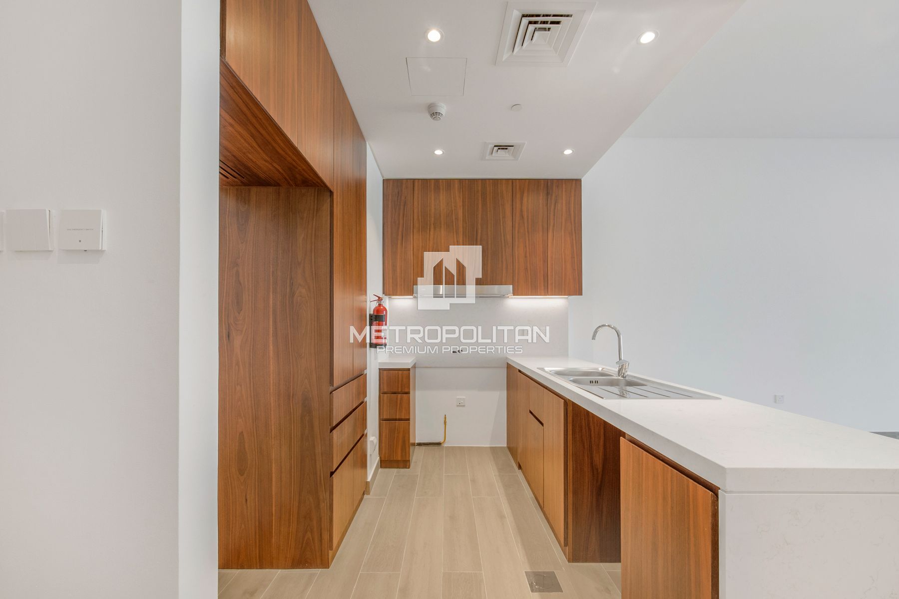 Elegant | Unfurnished | Breathtaking Sea View photo-26