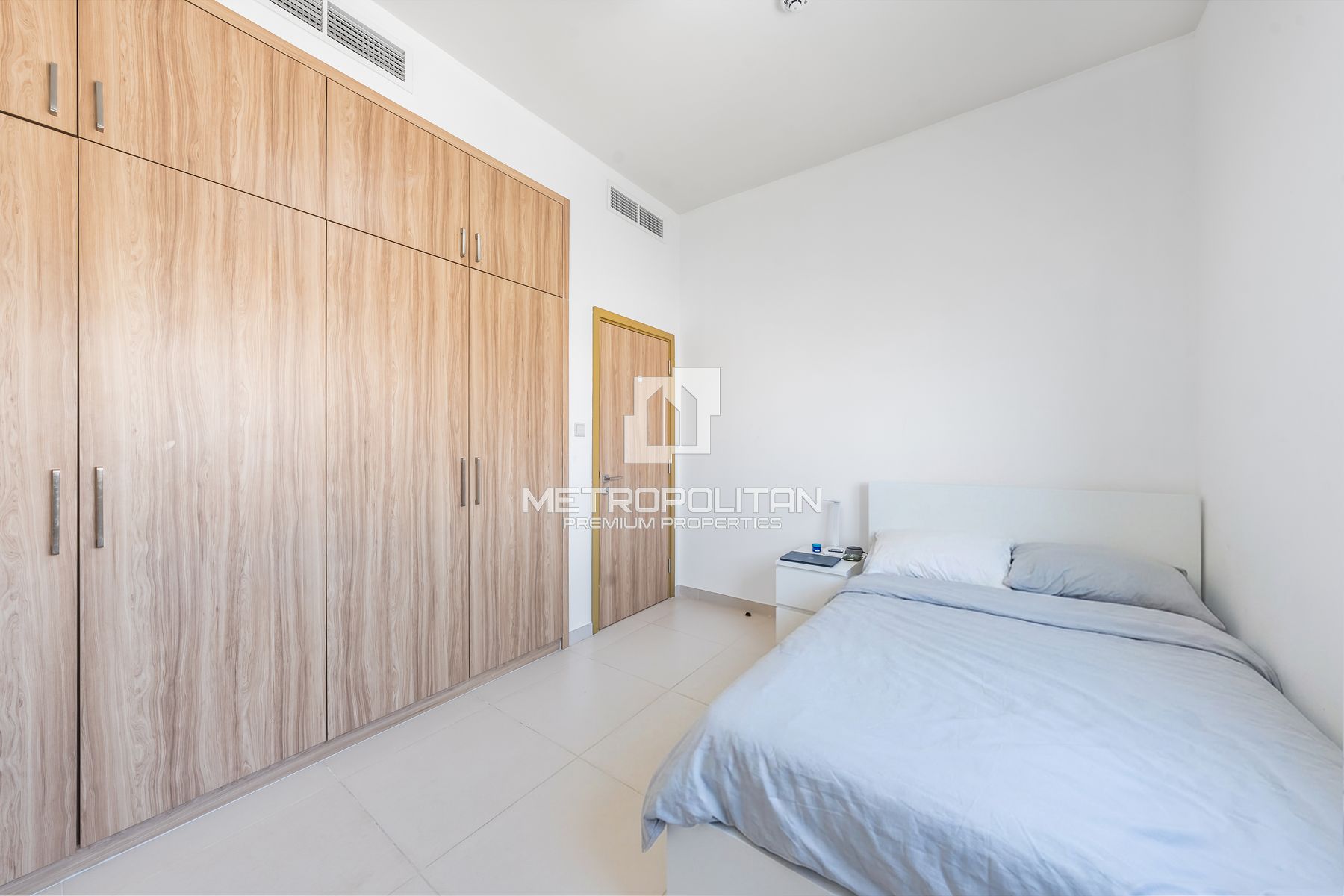 Close to Park | Spacious Property | Corner Unit photo-9