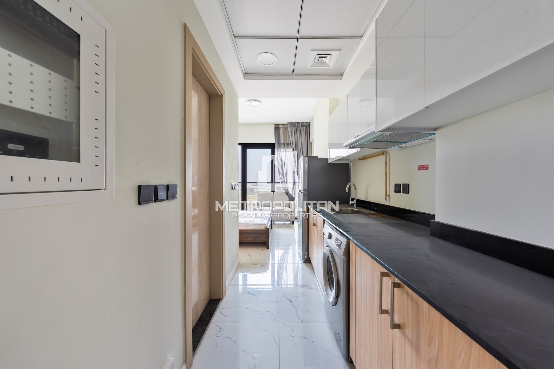 Brand New | Fully Furnished | Near Metro photo-3