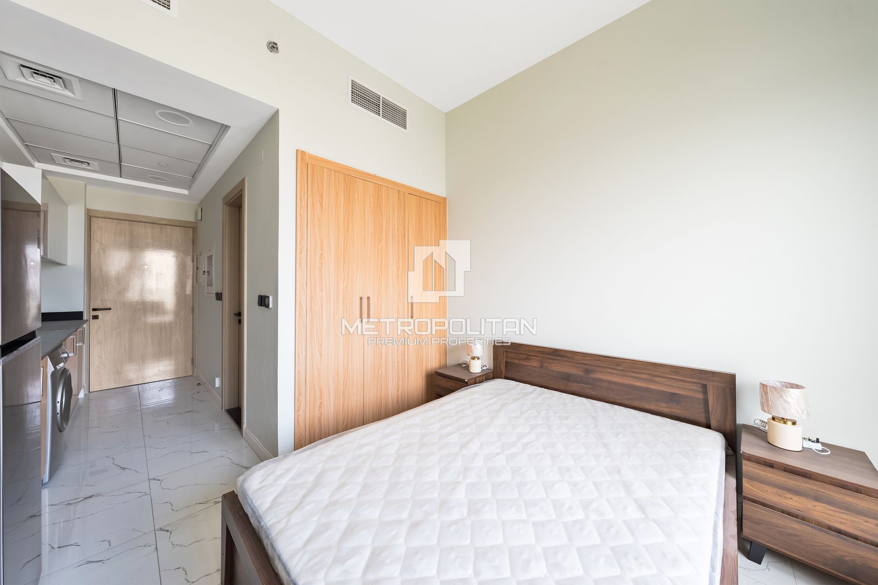 Brand New | Fully Furnished | Near Metro photo-5