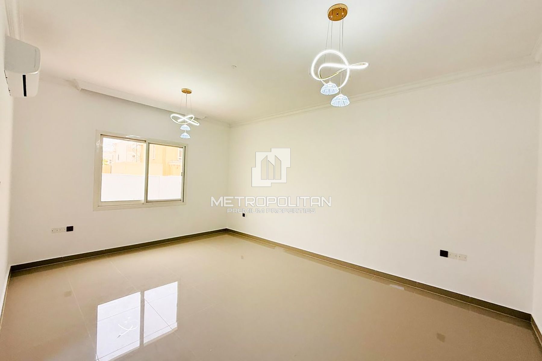 Image - Al Quoz 4 Villas, Al Quoz, Dubai | Project - فيلا