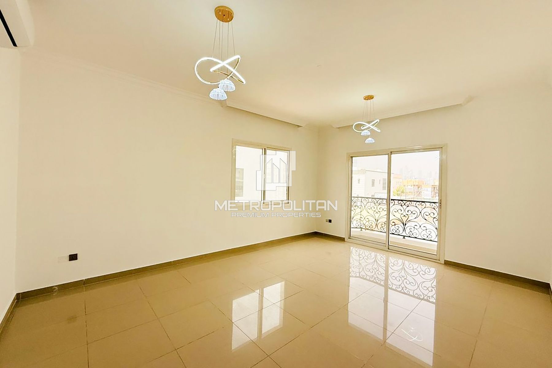 Image - Al Quoz 4 Villas, Al Quoz, Dubai | Project - فيلا