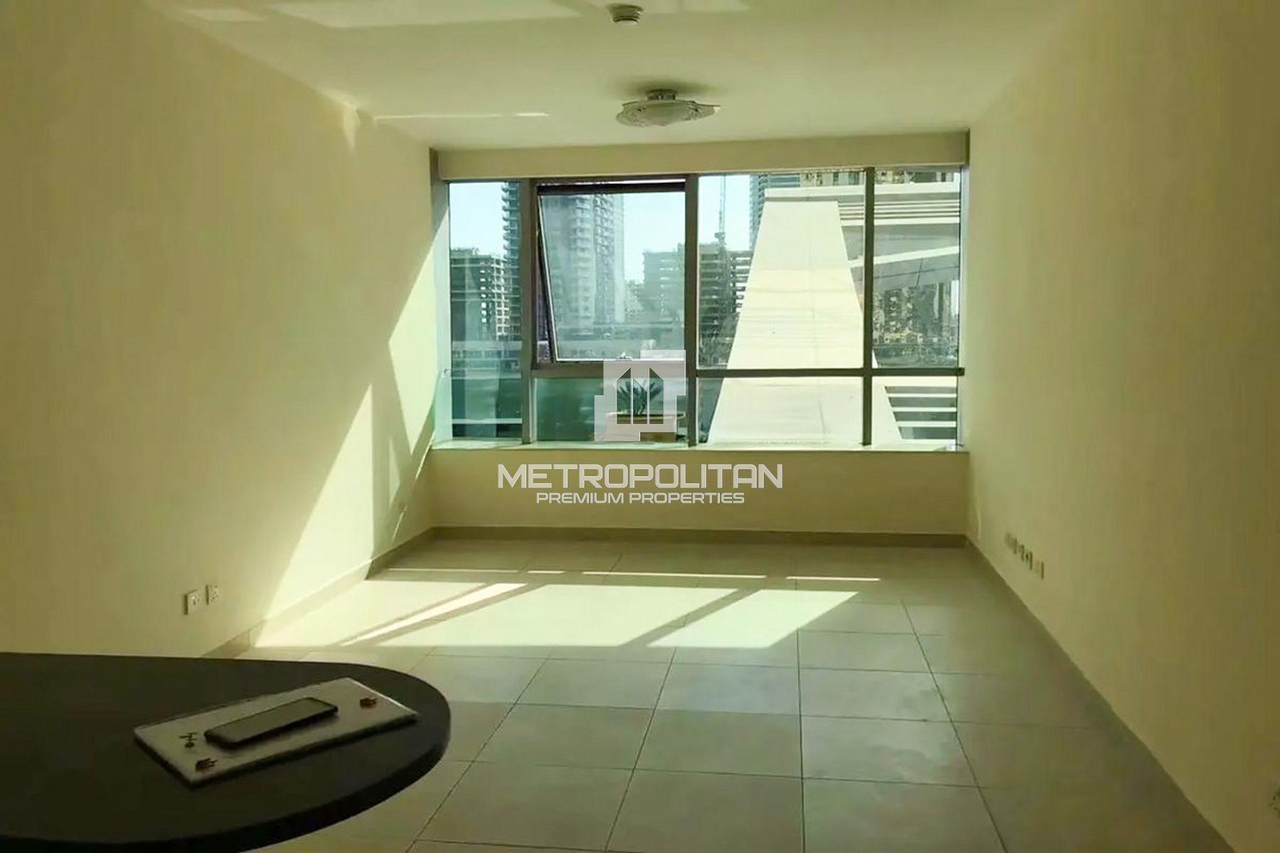 شقة بغرفة نوم واحدة للإيجار في أبراج بحيرات جميرا – MPR-8627 photo-5