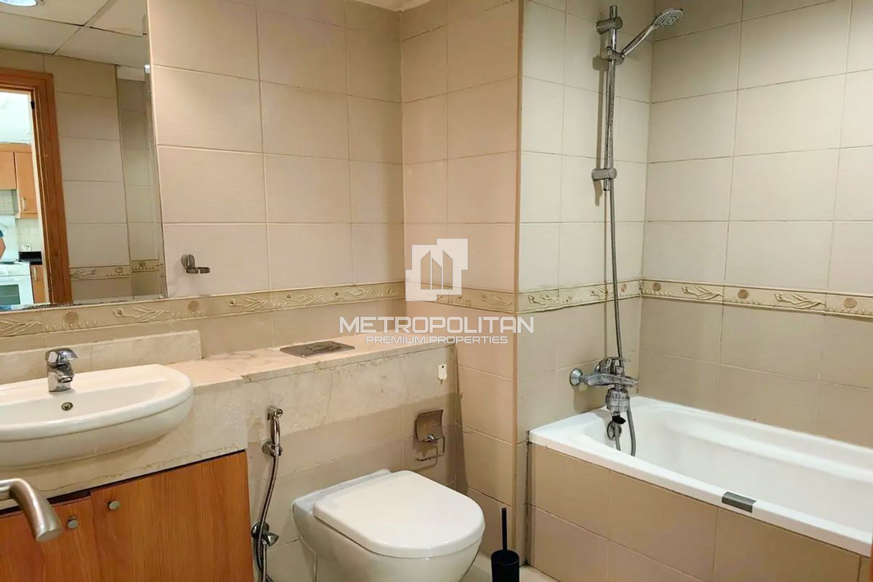 شقة بغرفة نوم واحدة للإيجار في أبراج بحيرات جميرا – MPR-8627 photo-8