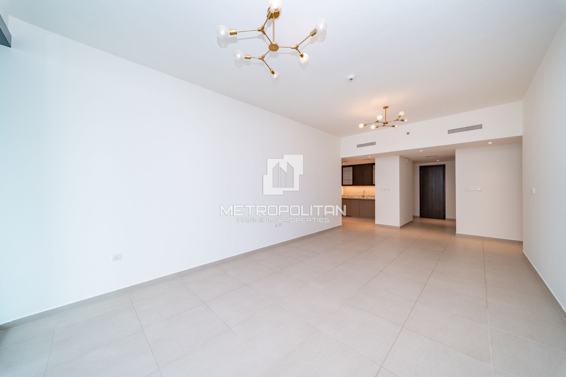Elegant 2Bed Apartment | Prime Location | Vacant photo-9