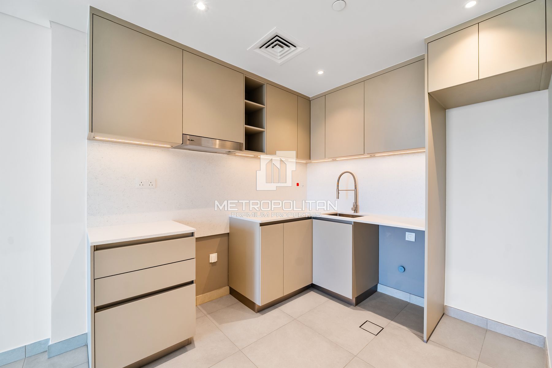 Image - Al Jazi 2, Umm Suqeim, Dubai | Project - شقة