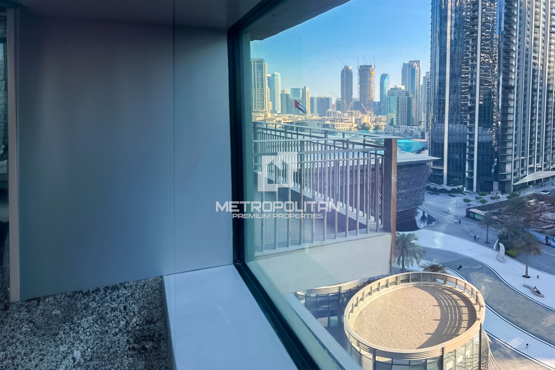 Prime Location | Near Dubai Mall | Spacious Layout photo-9