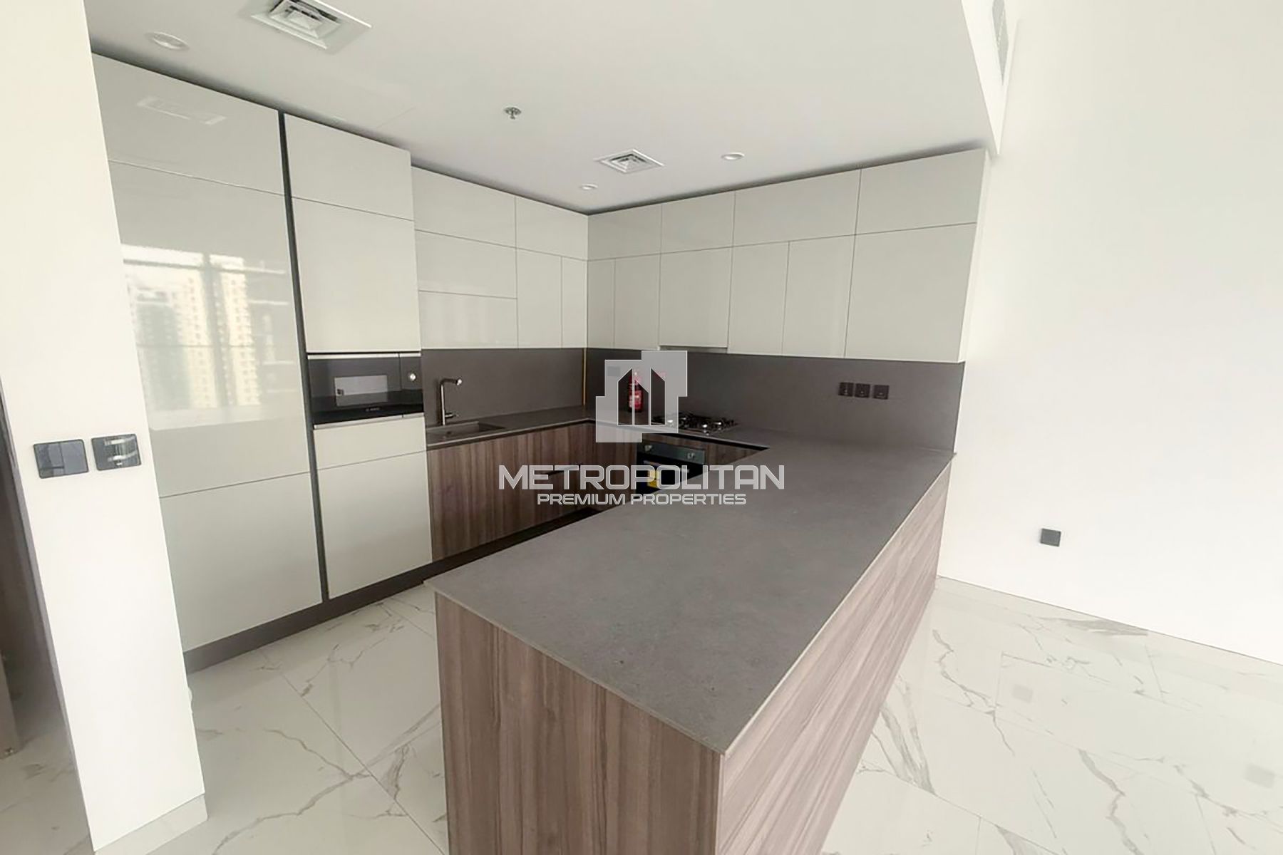 Image - Royal Regency, Business Bay, Дубай | Project - Апартаменты