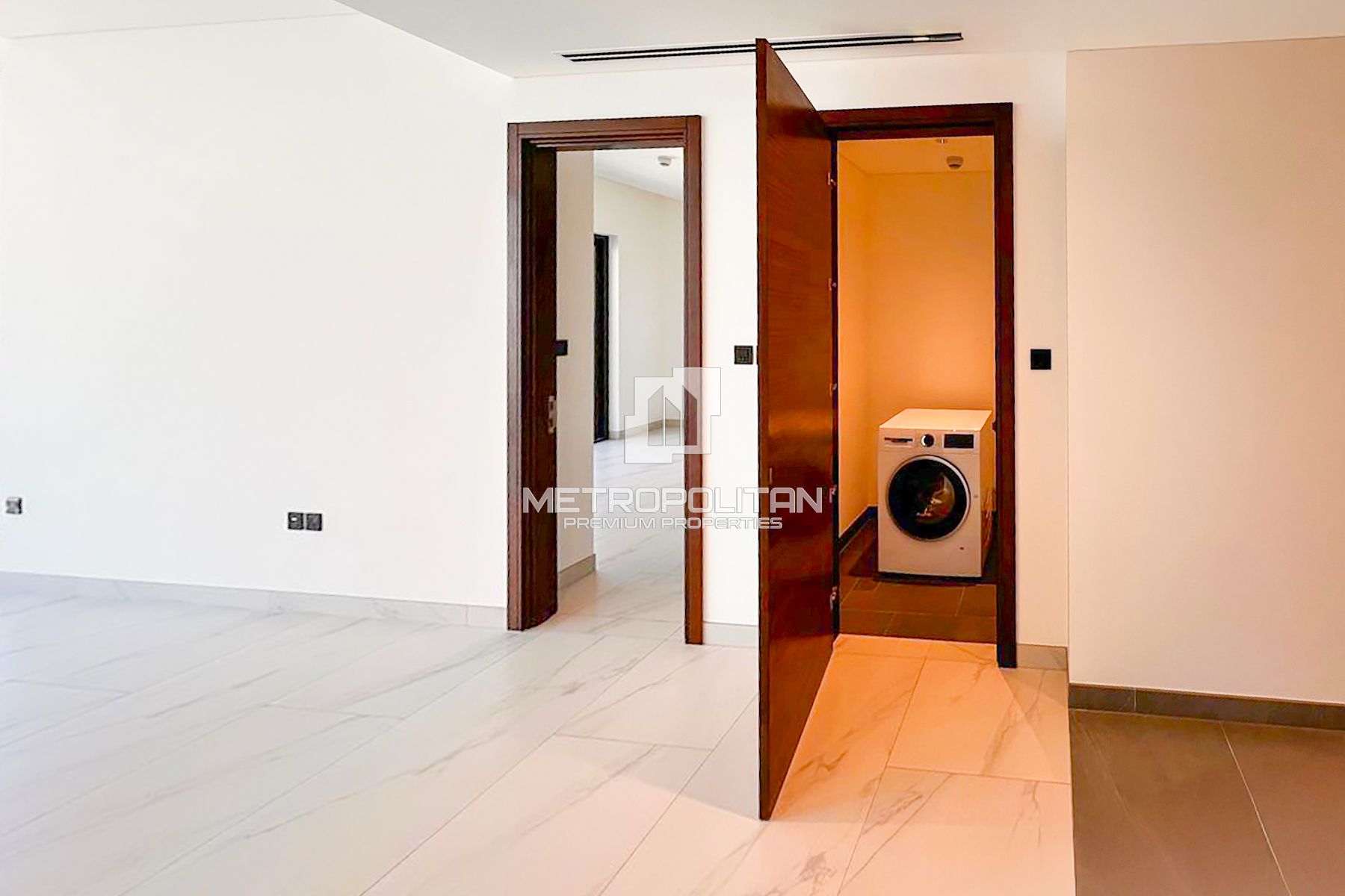 Image - The Crest Tower A, Mohammed Bin Rashid City, Dubai | Project - شقة