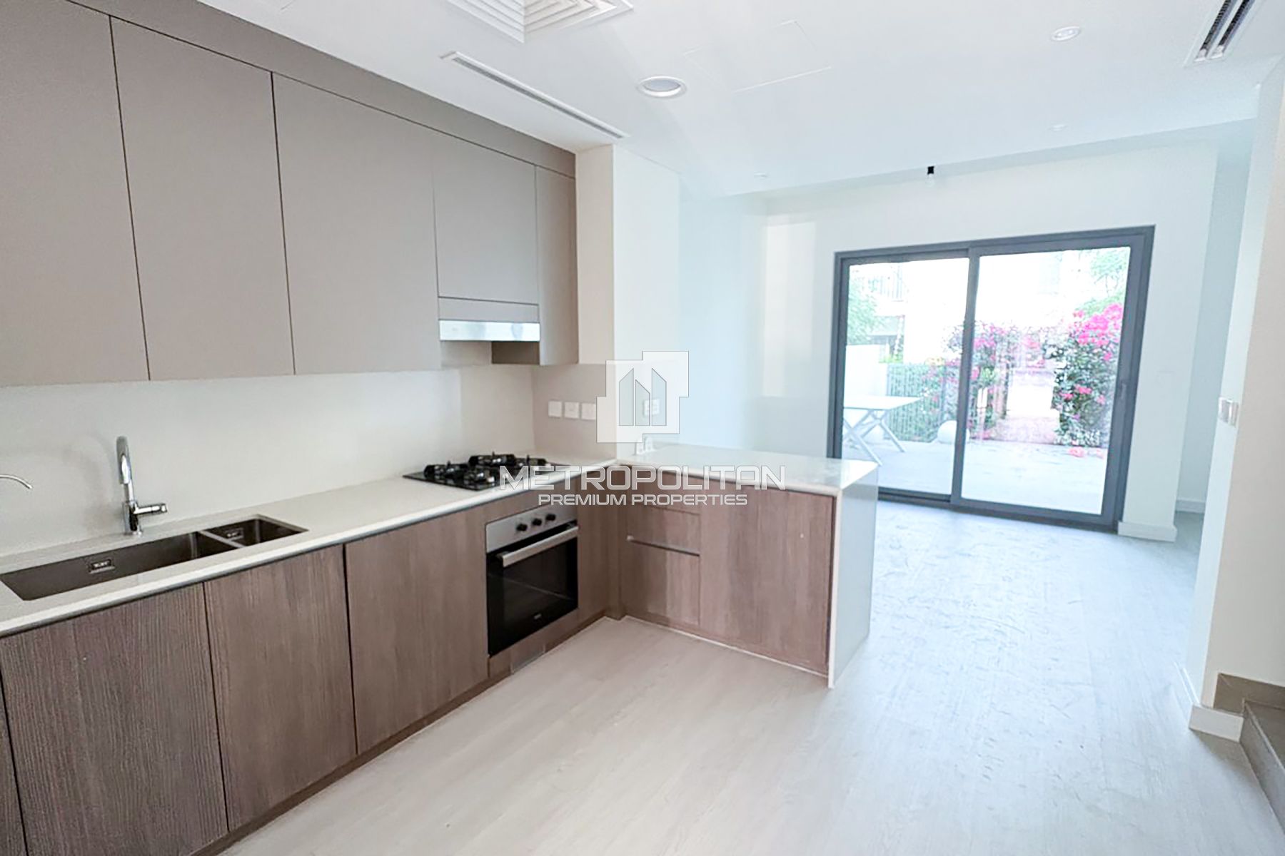 Vacant | Landscaped Garden | Unfurnished photo-0