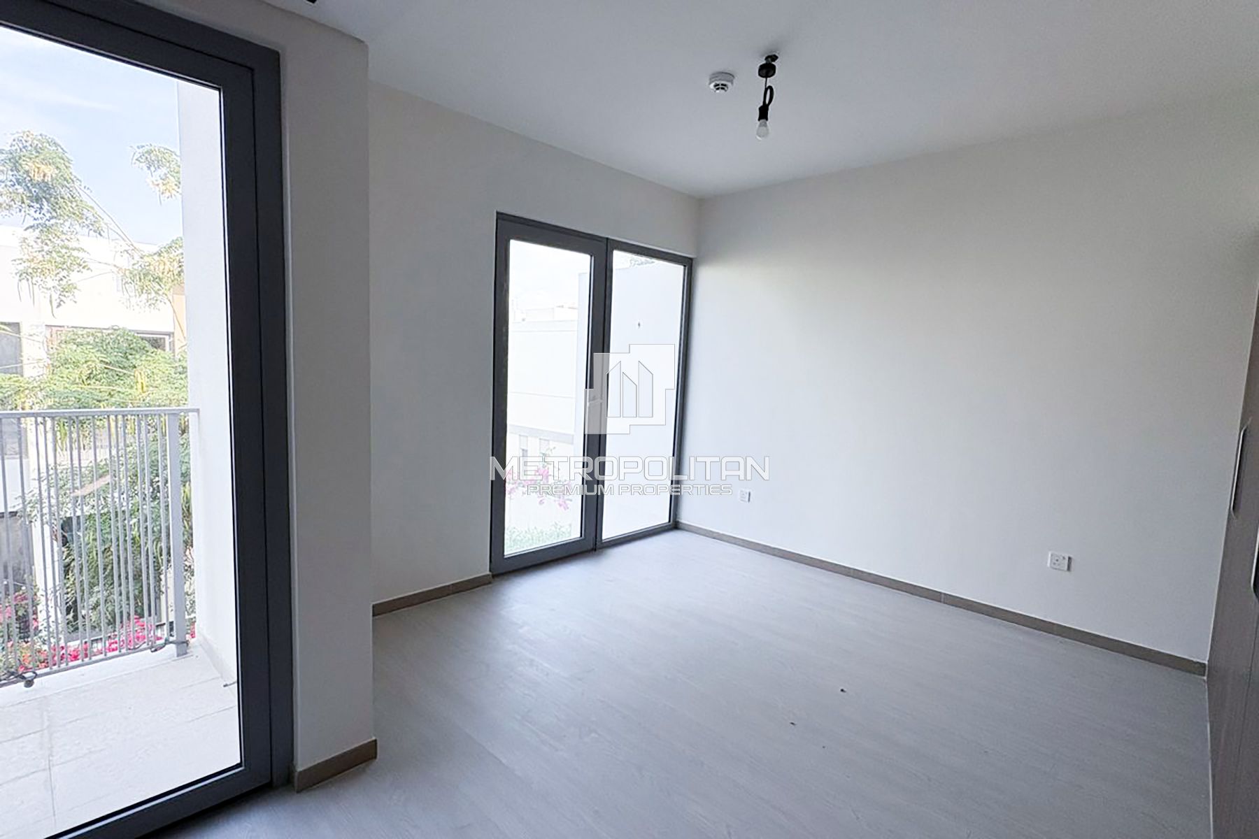 Vacant | Landscaped Garden | Unfurnished photo-2