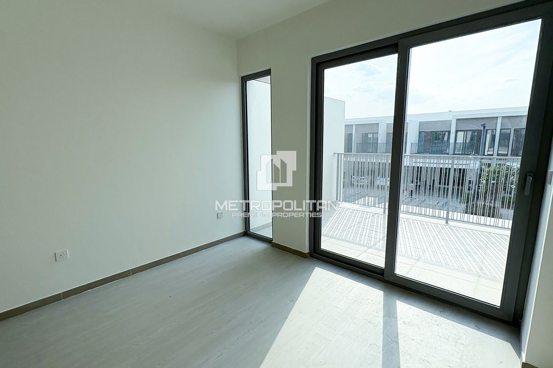 Vacant | Landscaped Garden | Unfurnished photo-4