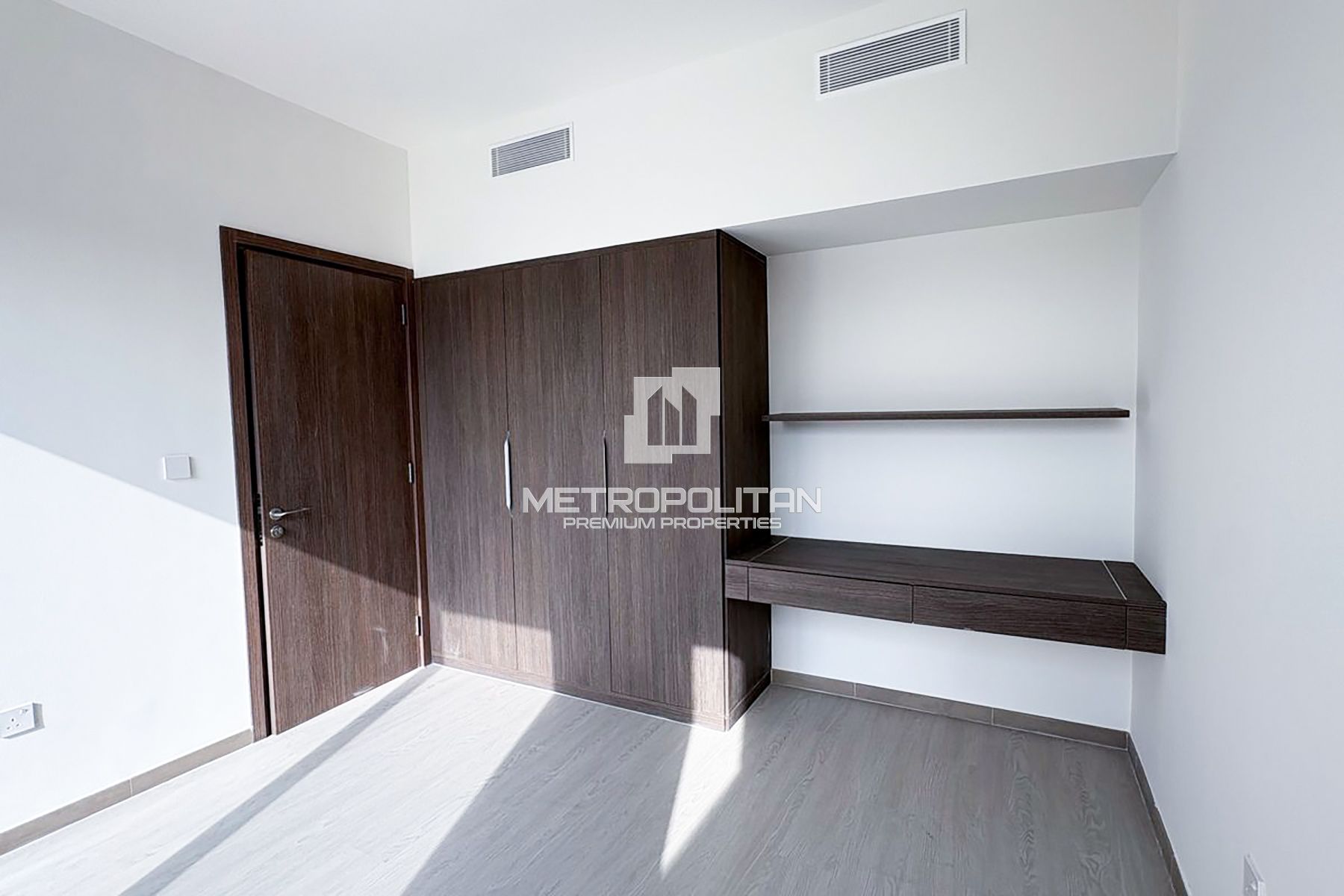 Vacant | Landscaped Garden | Unfurnished photo-5