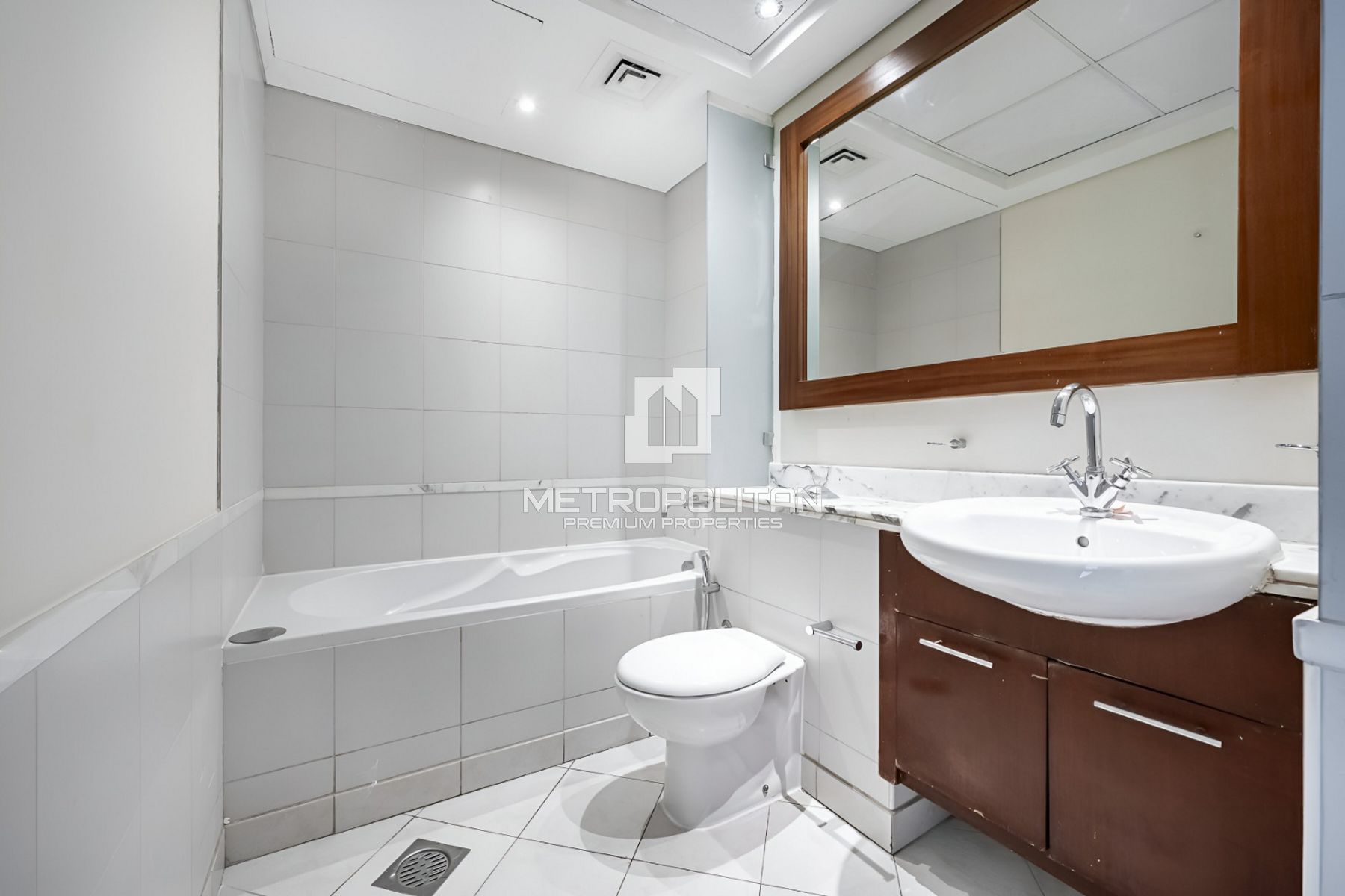 Image - Golf Tower 1, The Views, Dubai | Project - شقة