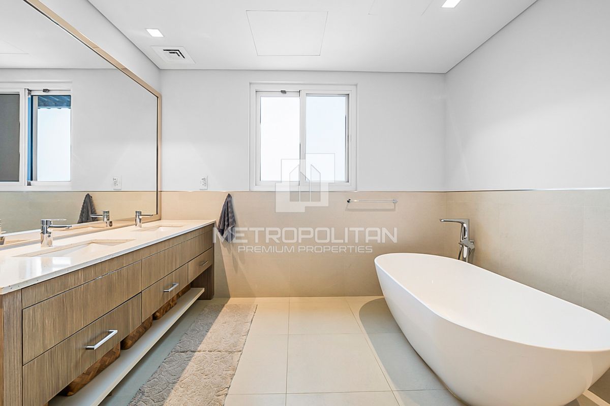 Sea View | Fully Furnished | Ready to Move photo-16